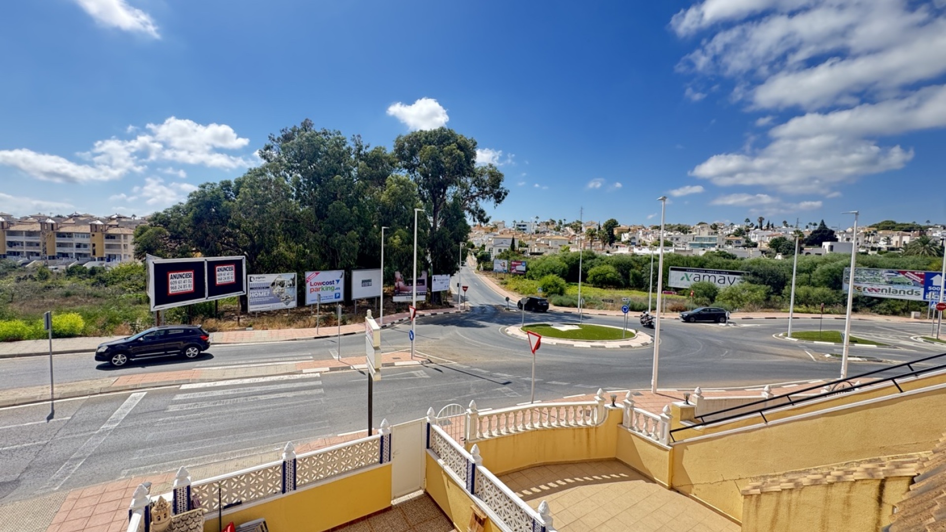 Resale - Apartment - Villamartin