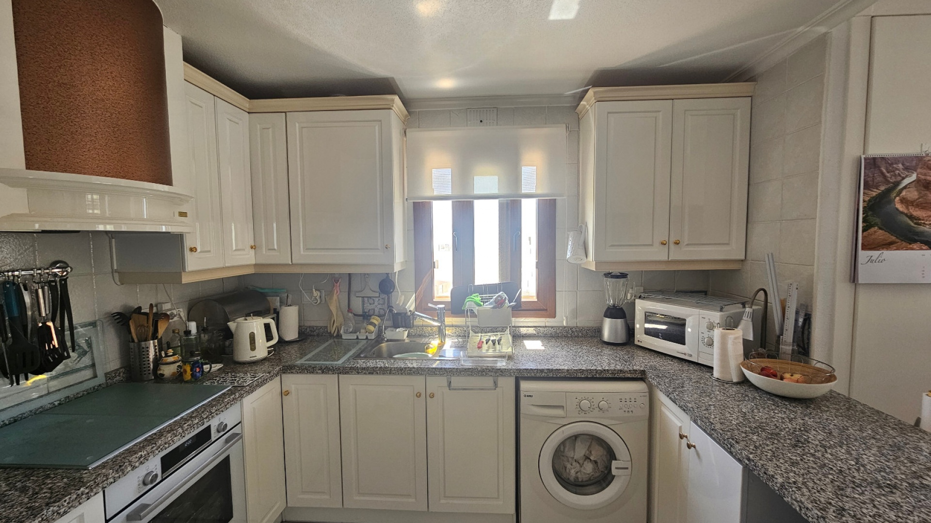 Resale - Apartment - Villamartin