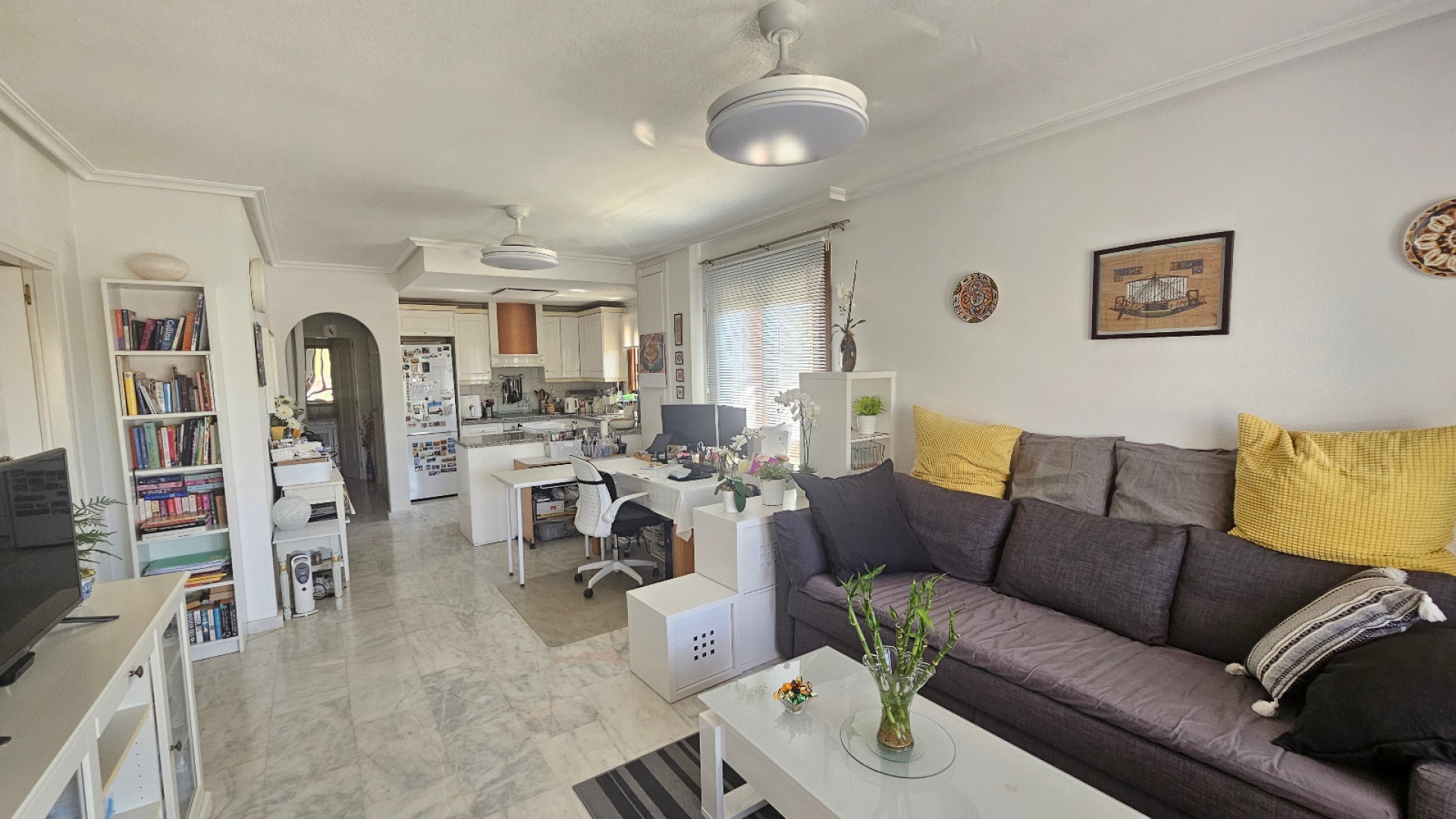 Resale - Apartment - Villamartin