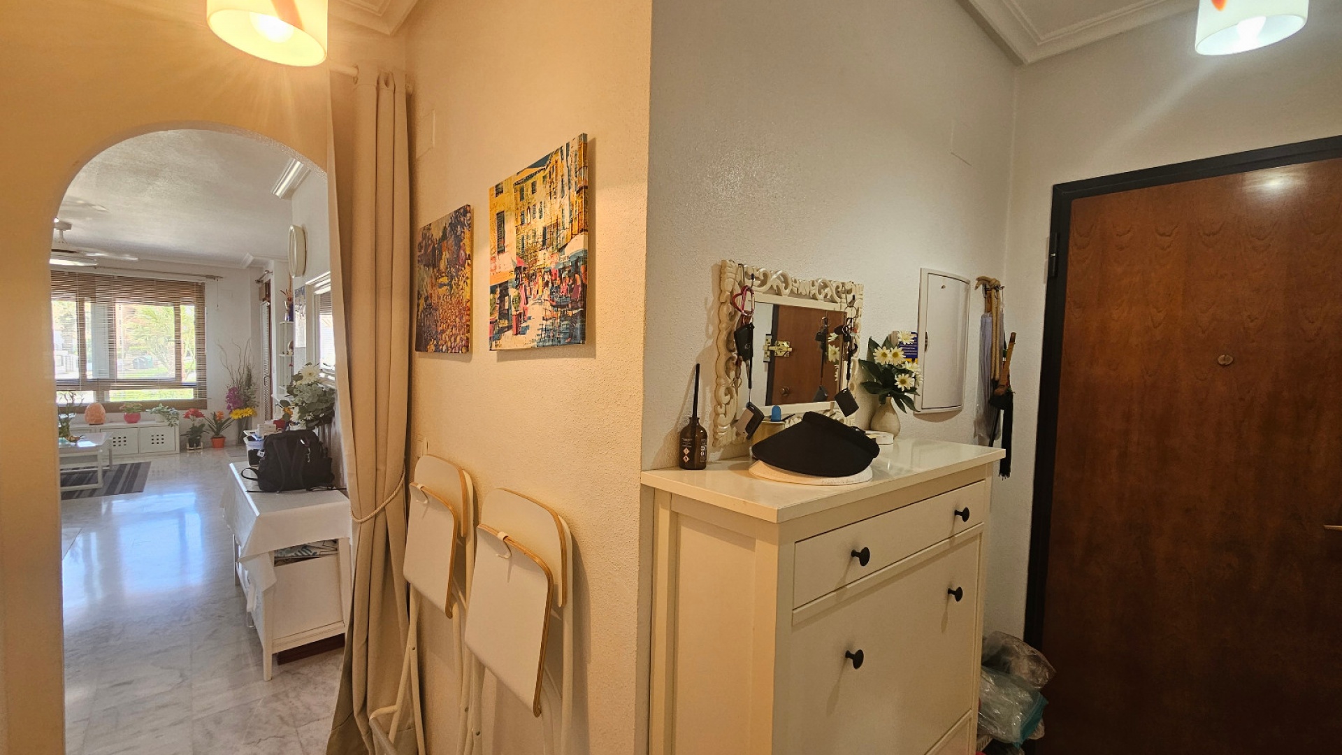 Resale - Apartment - Villamartin