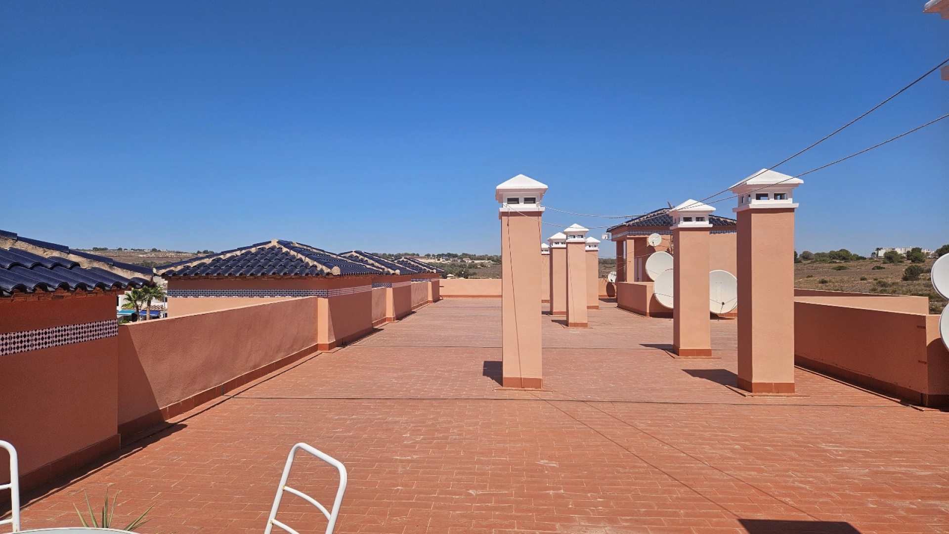 Resale - Apartment - Villamartin