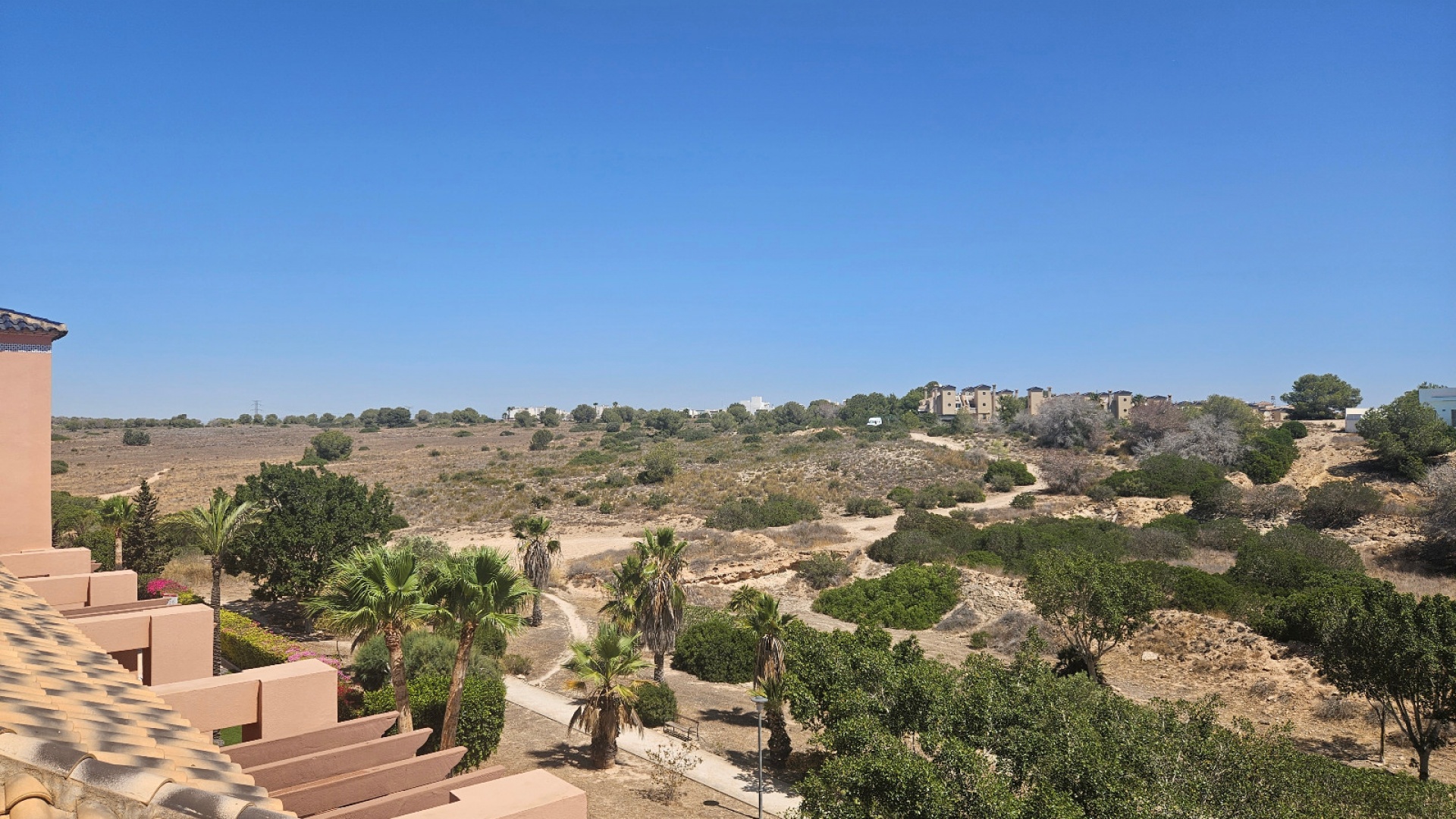 Resale - Apartment - Villamartin