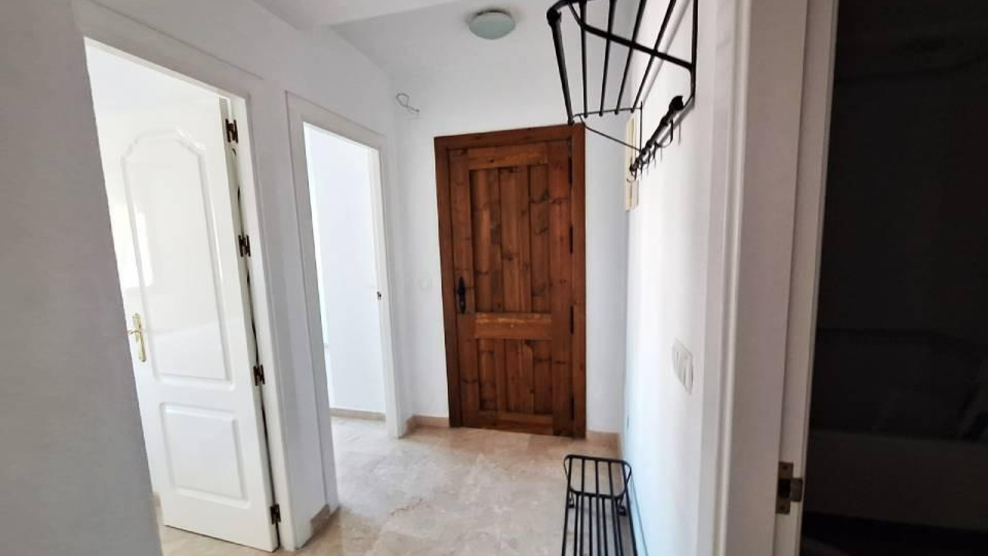 Resale - Apartment - Villamartin