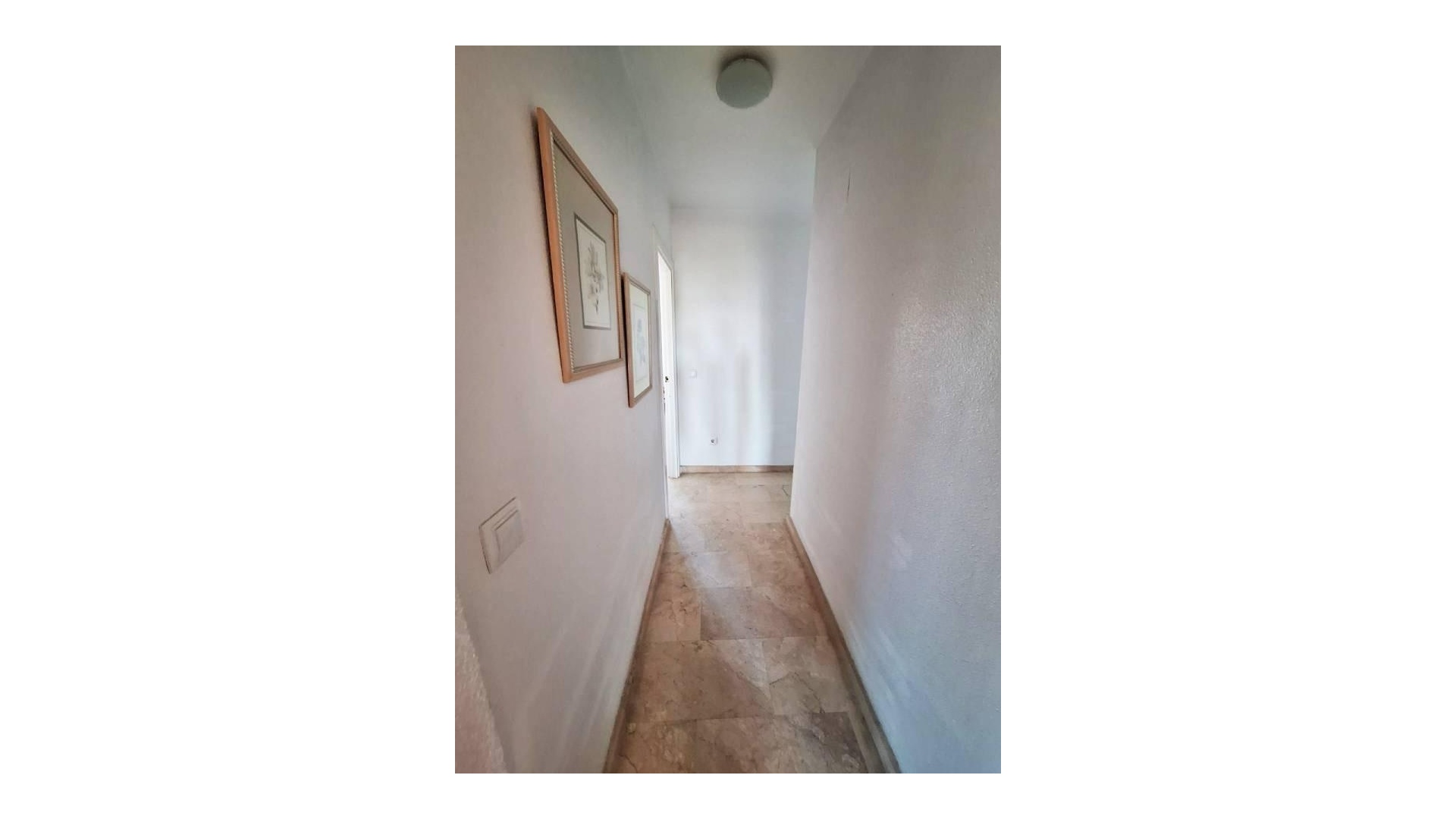 Resale - Apartment - Villamartin