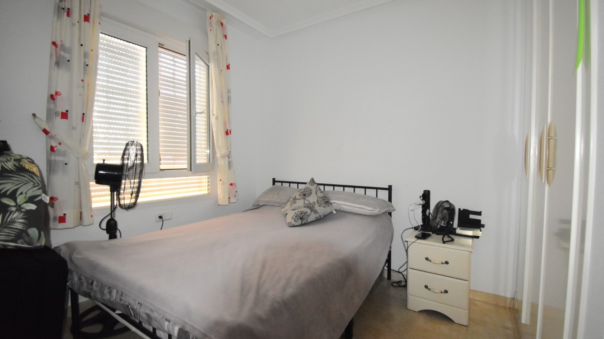Resale - Apartment - Villamartin