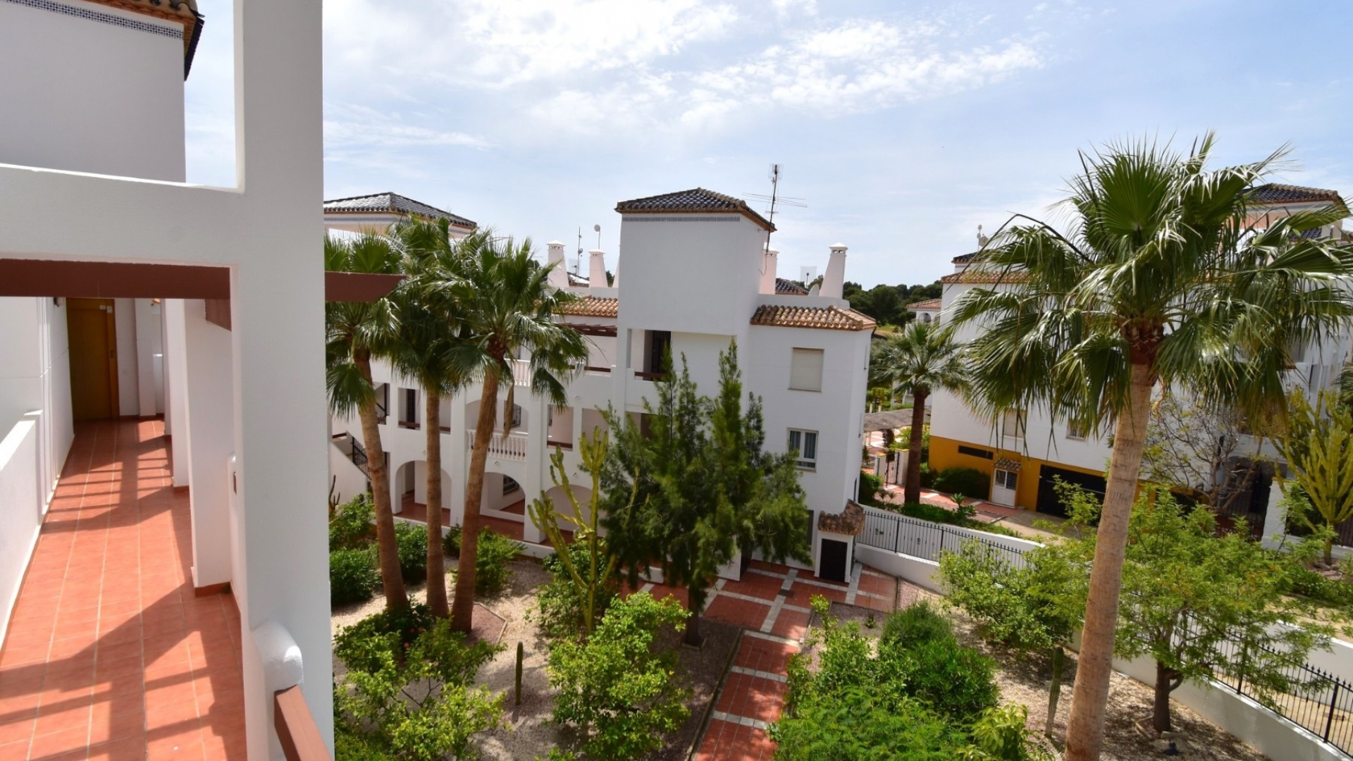 Resale - Apartment - Villamartin