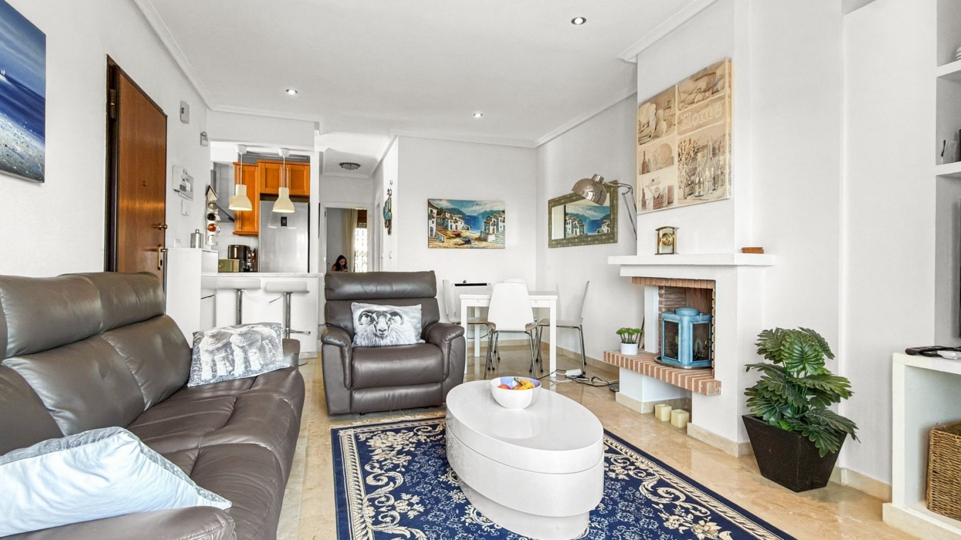 Resale - Apartment - Villamartin