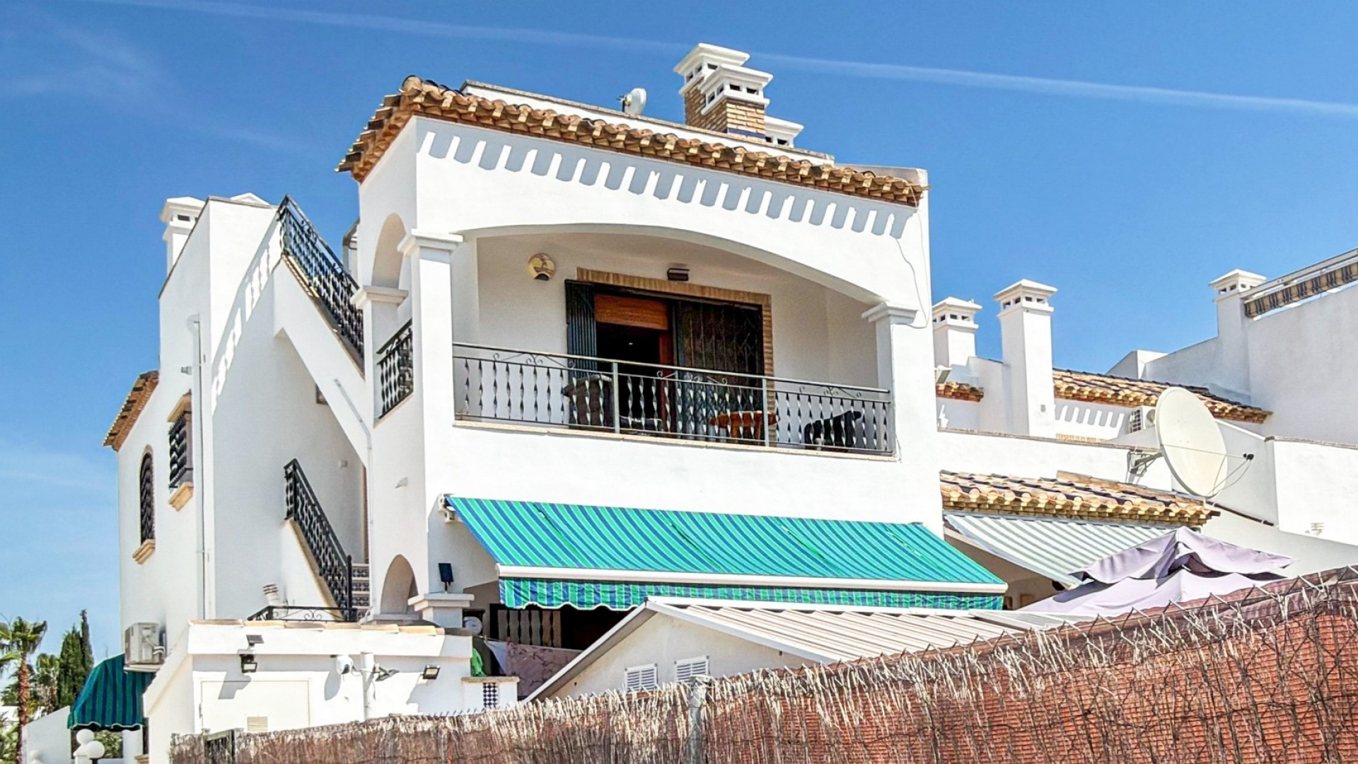 Resale - Apartment - Villamartin
