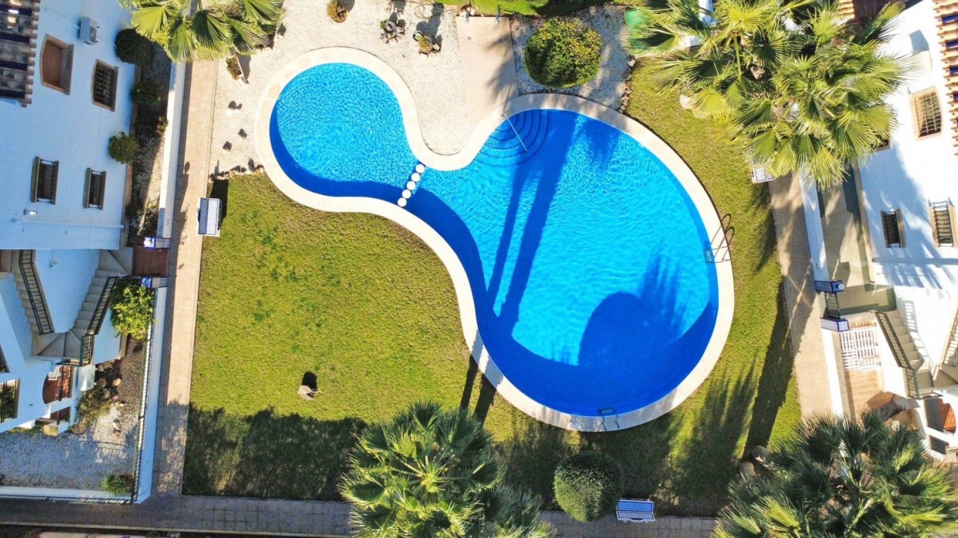Resale - Apartment - Villamartin