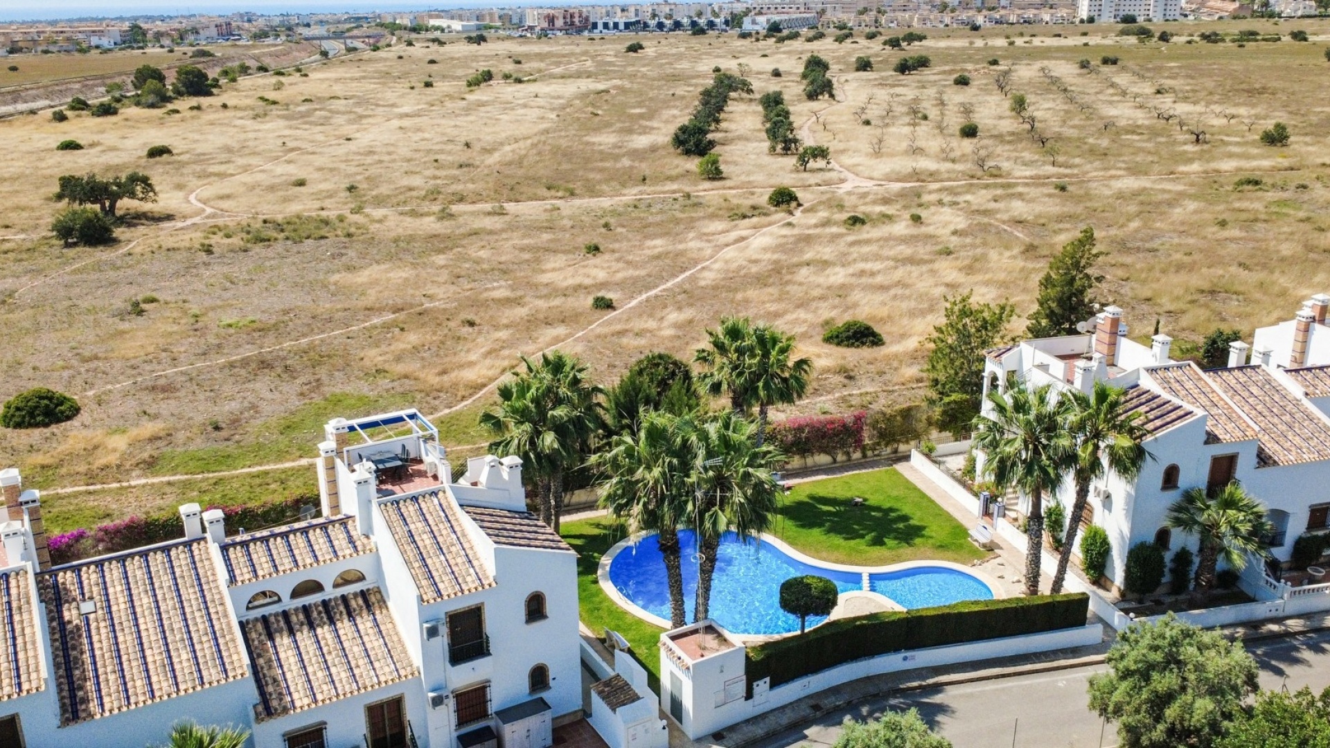 Resale - Apartment - Villamartin