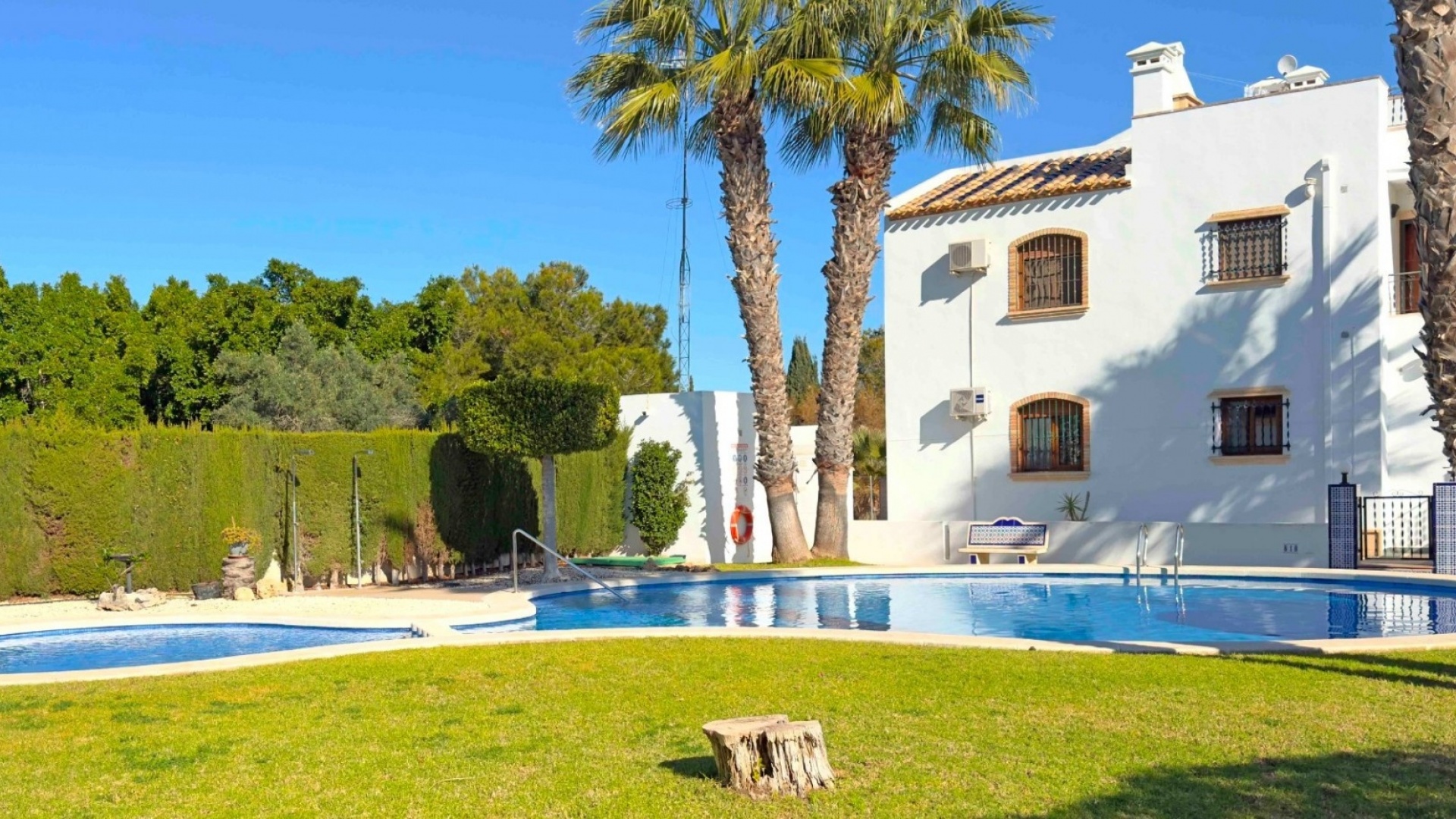 Resale - Apartment - Villamartin