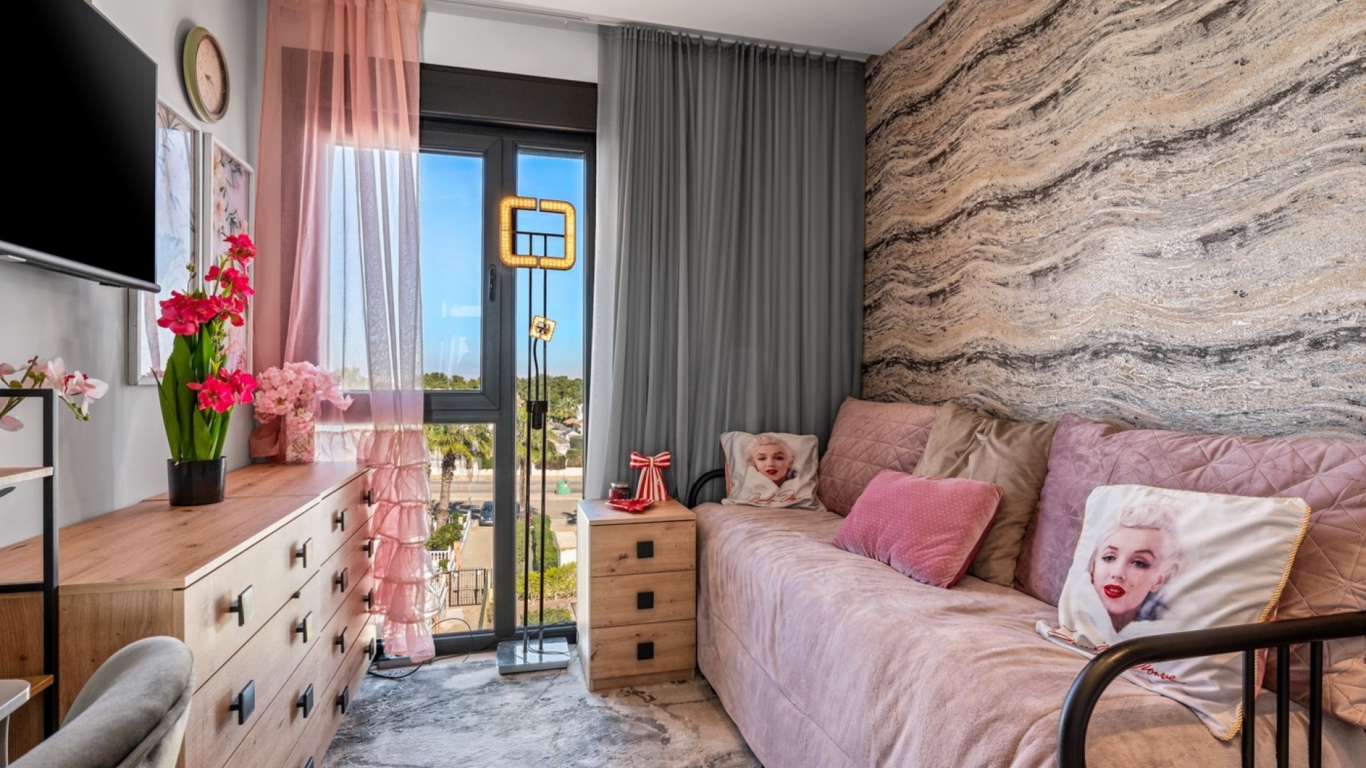 Resale - Apartment - Villamartin