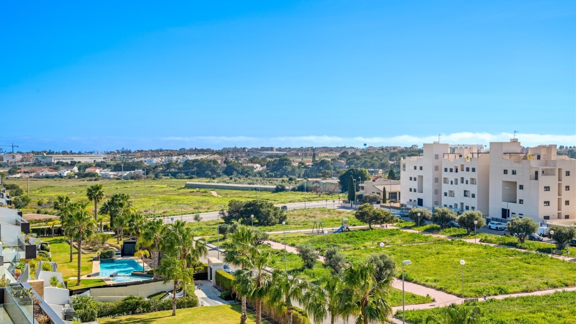 Resale - Apartment - Villamartin