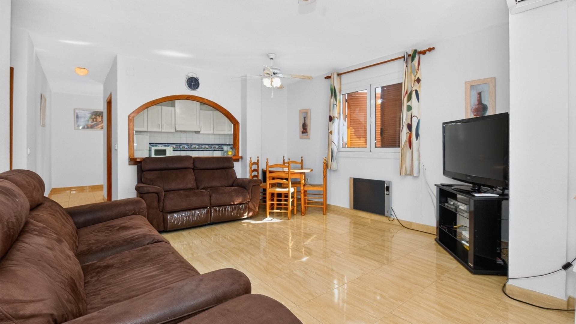 Resale - Apartment - Villamartin