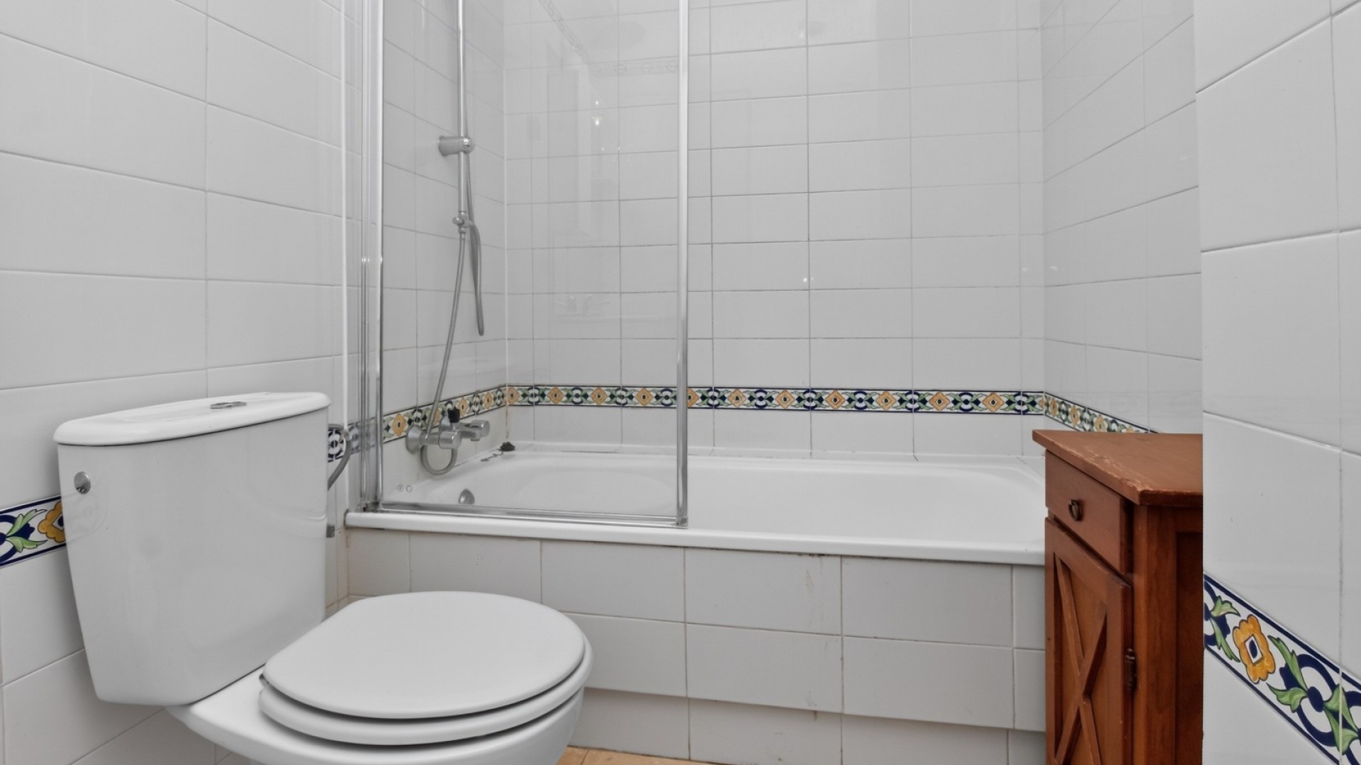 Resale - Apartment - Villamartin