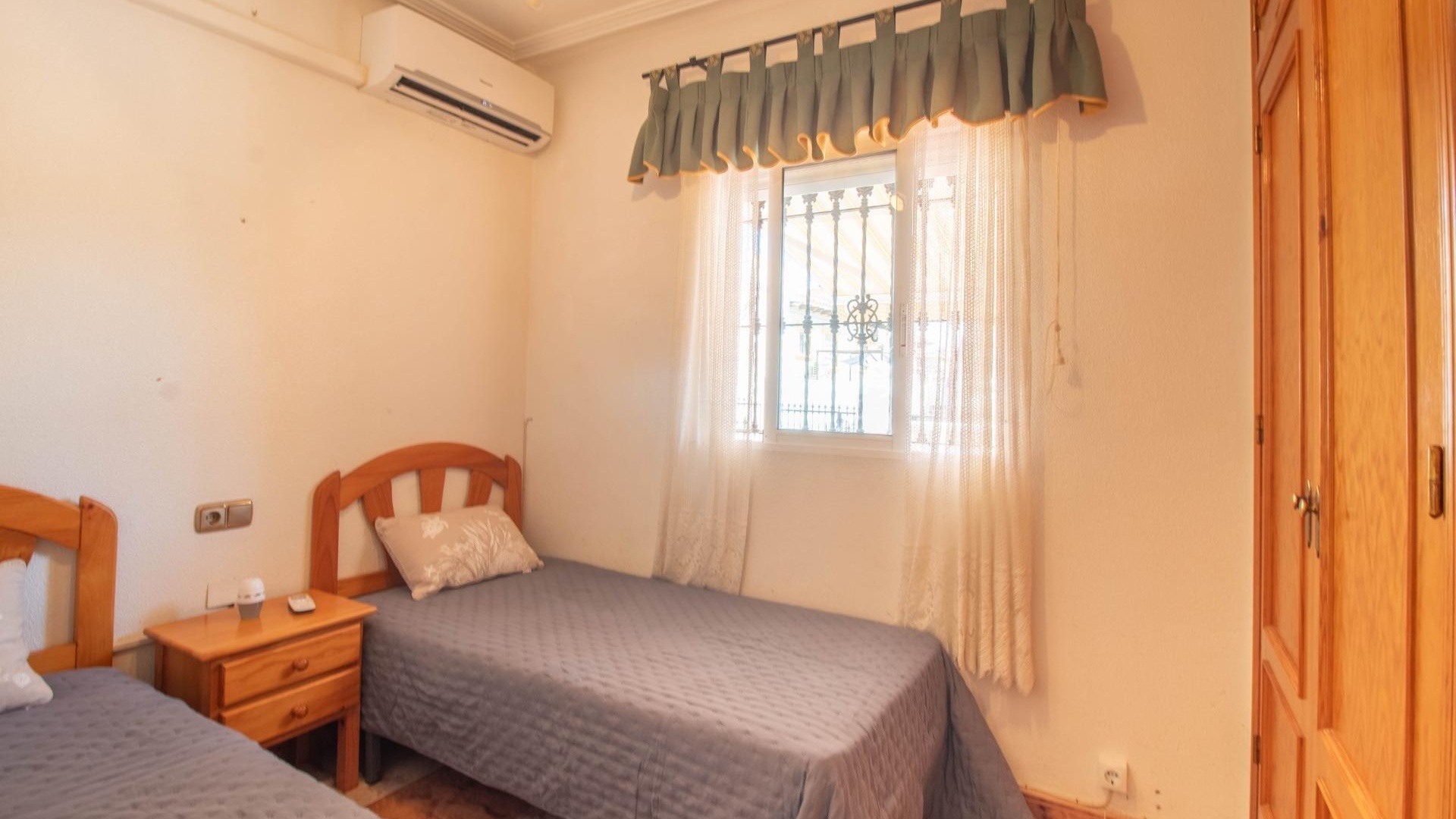 Resale - Bungalow - Cabo Roig - la regia