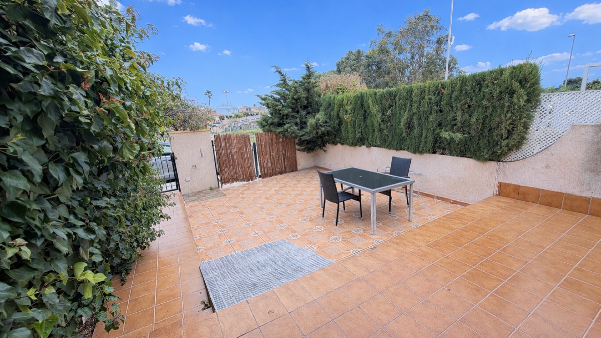 Resale - Bungalow - Cabo Roig