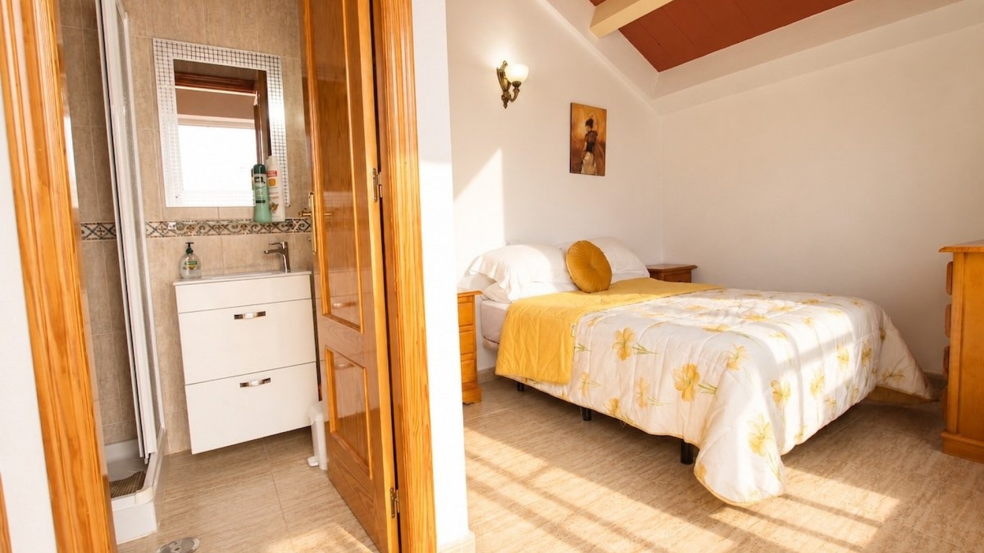 Resale - Bungalow - Daya Nueva