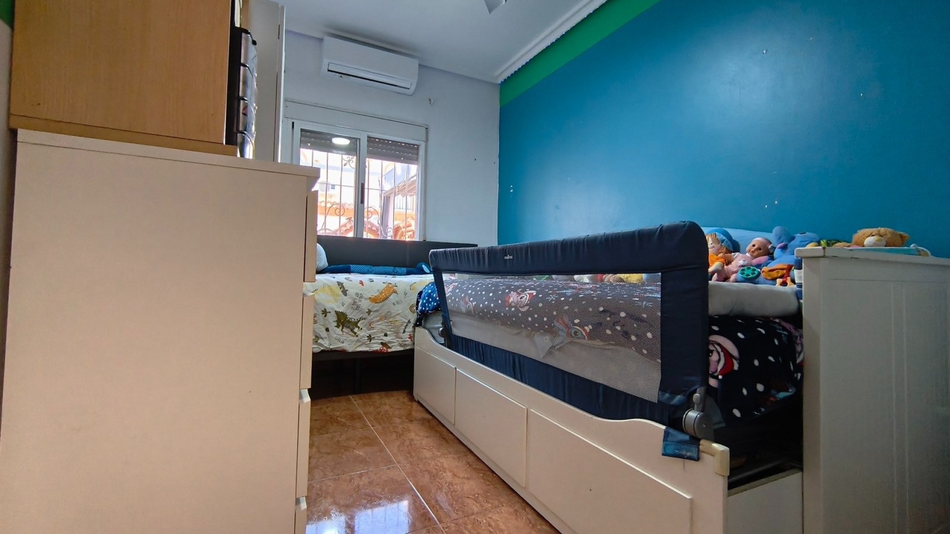 Resale - Bungalow - La Florida  - La Florida