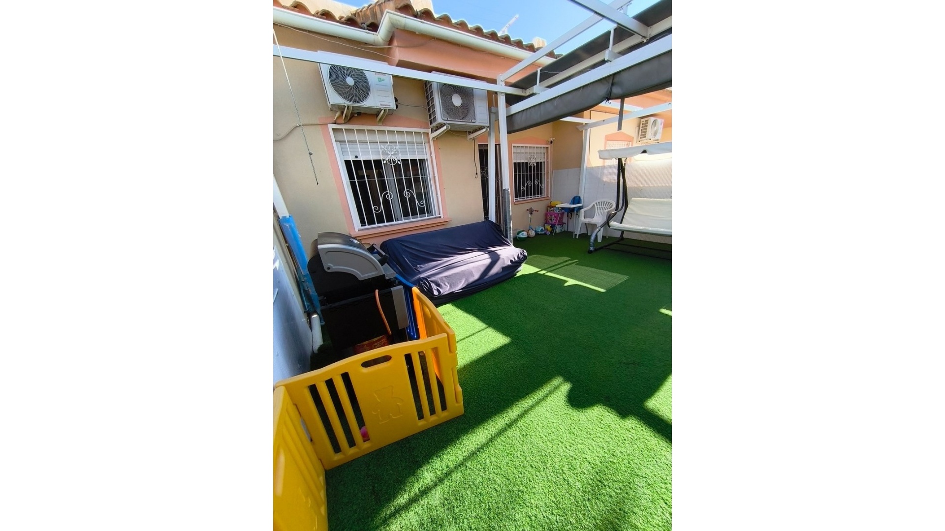 Resale - Bungalow - La Florida  - La Florida