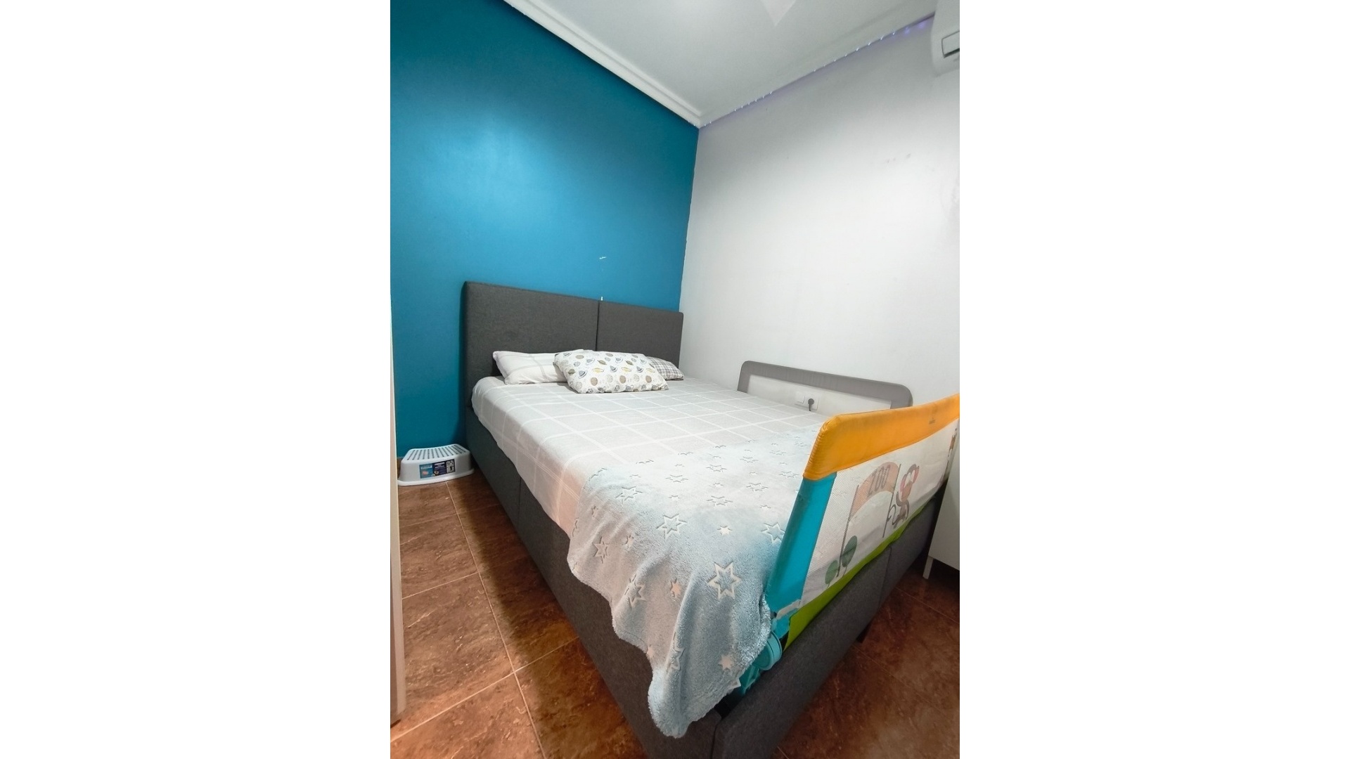 Resale - Bungalow - La Florida  - La Florida