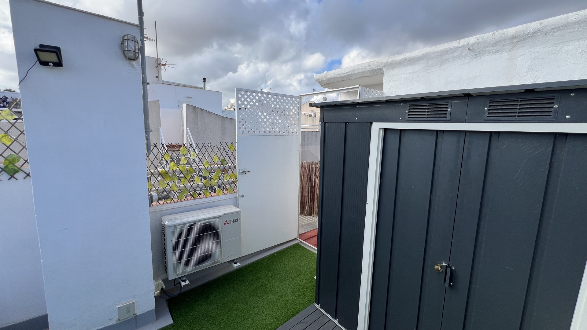 Resale - Bungalow - Los Balcones - lago jardin