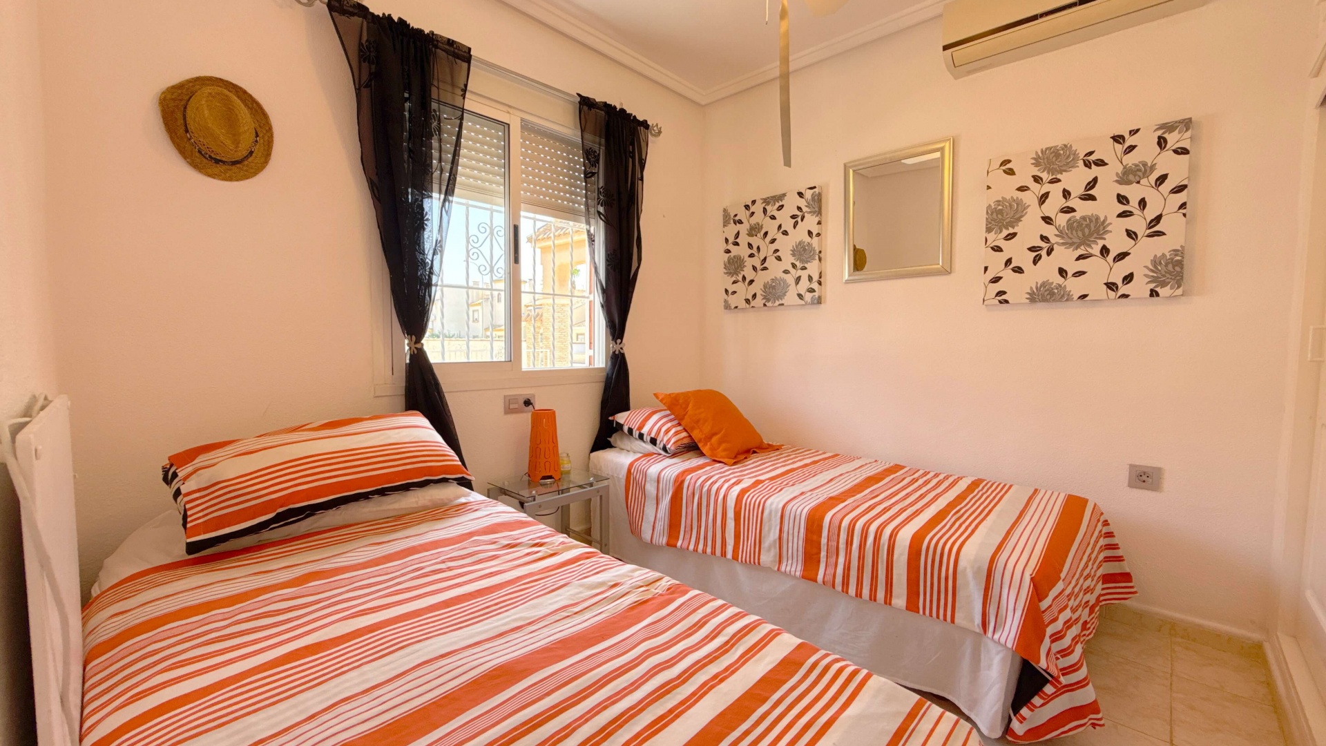 Resale - Bungalow - Playa Flamenca - flamingo hills