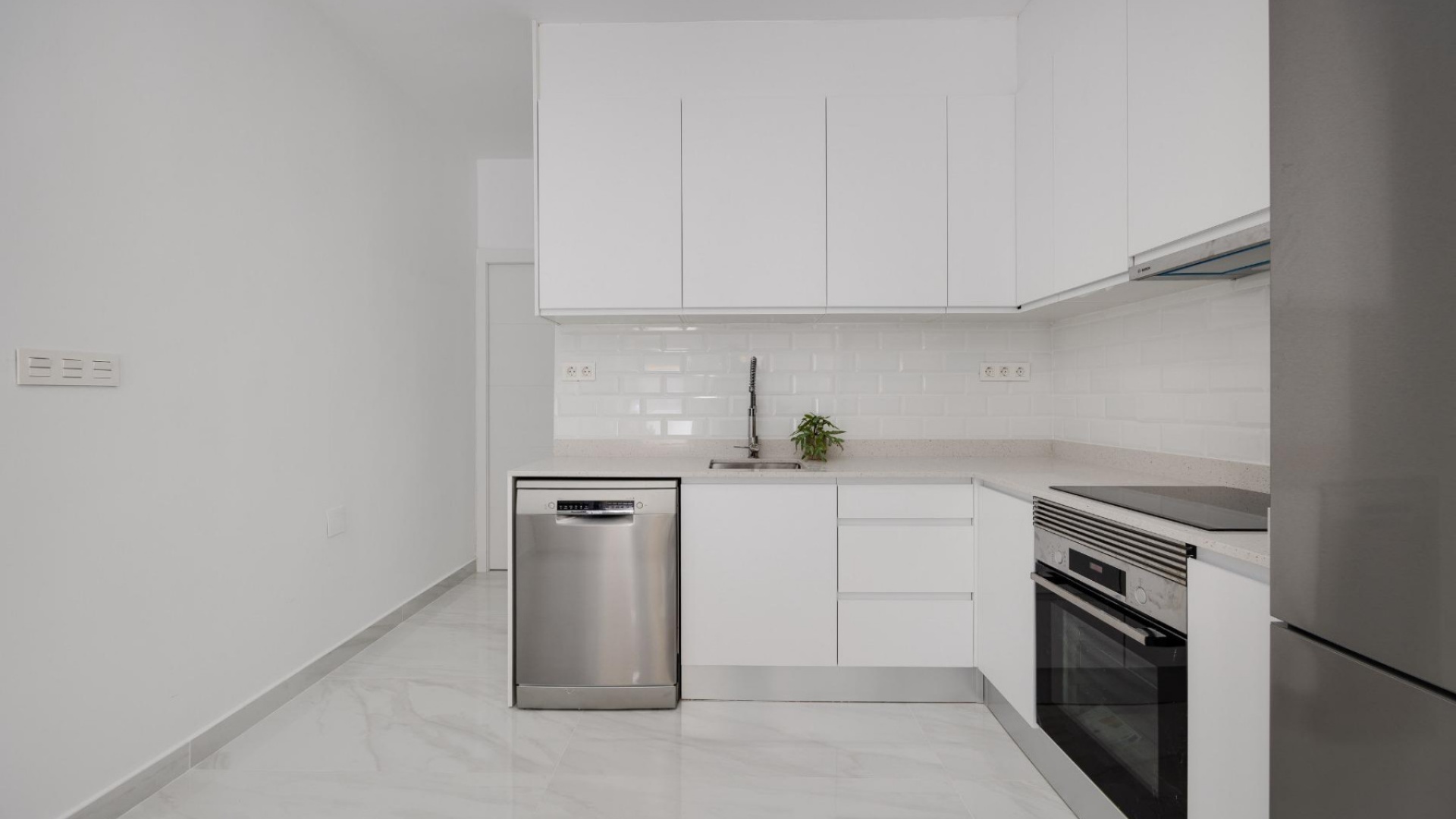 Resale - Bungalow - Playa Flamenca - las chismosas