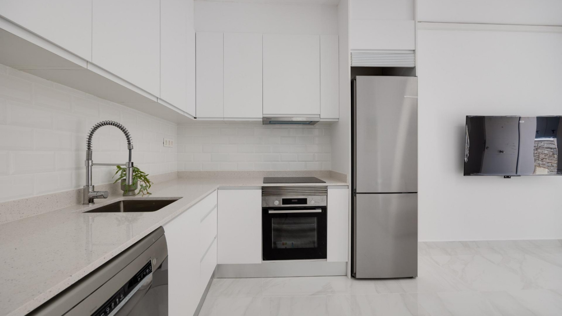 Resale - Bungalow - Playa Flamenca - las chismosas