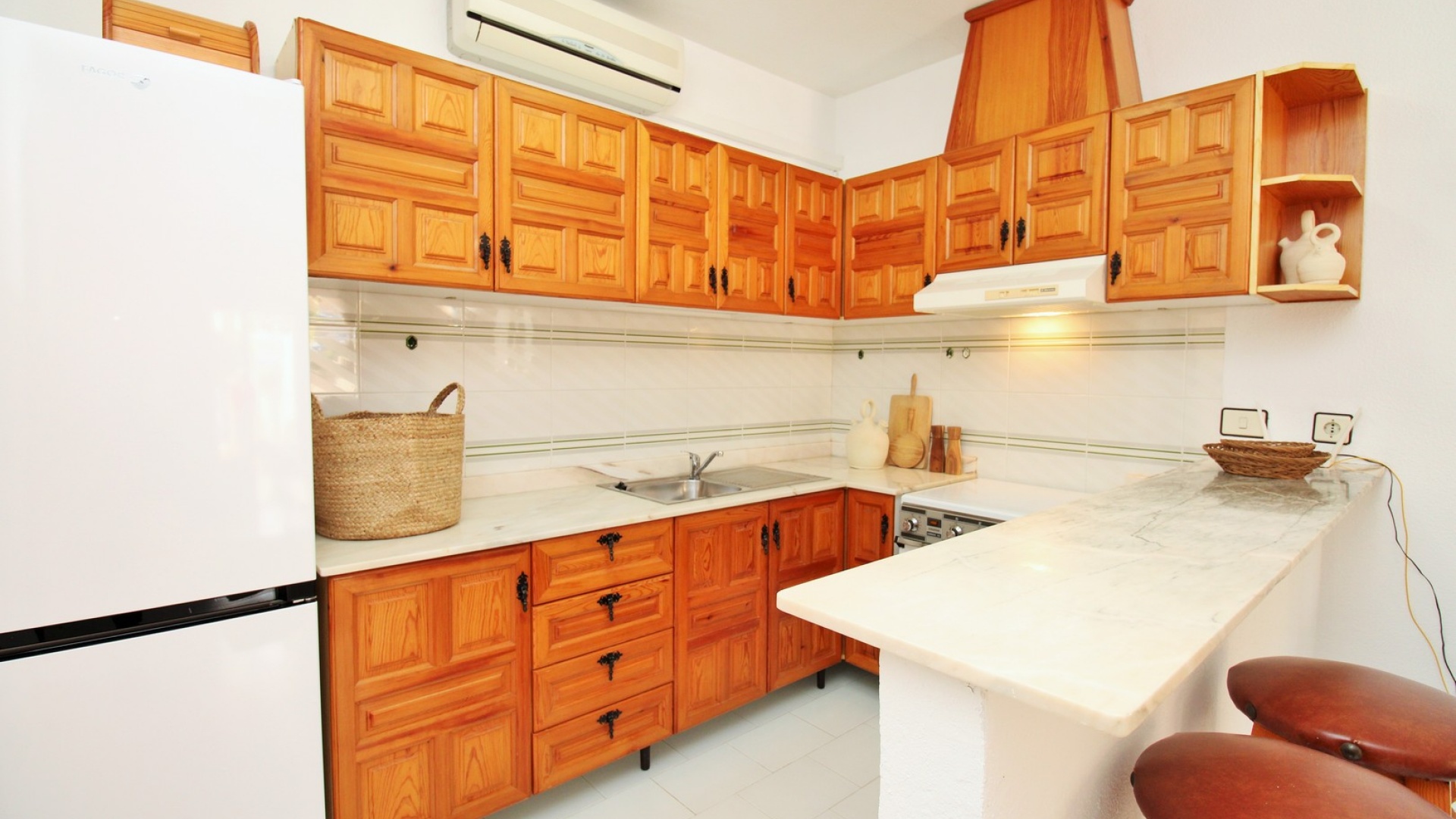 Resale - Bungalow - Playa Flamenca - las chismosas