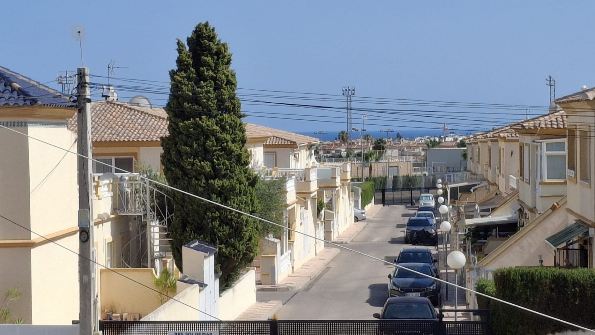 Resale - Bungalow - Playa Flamenca - las chismosas