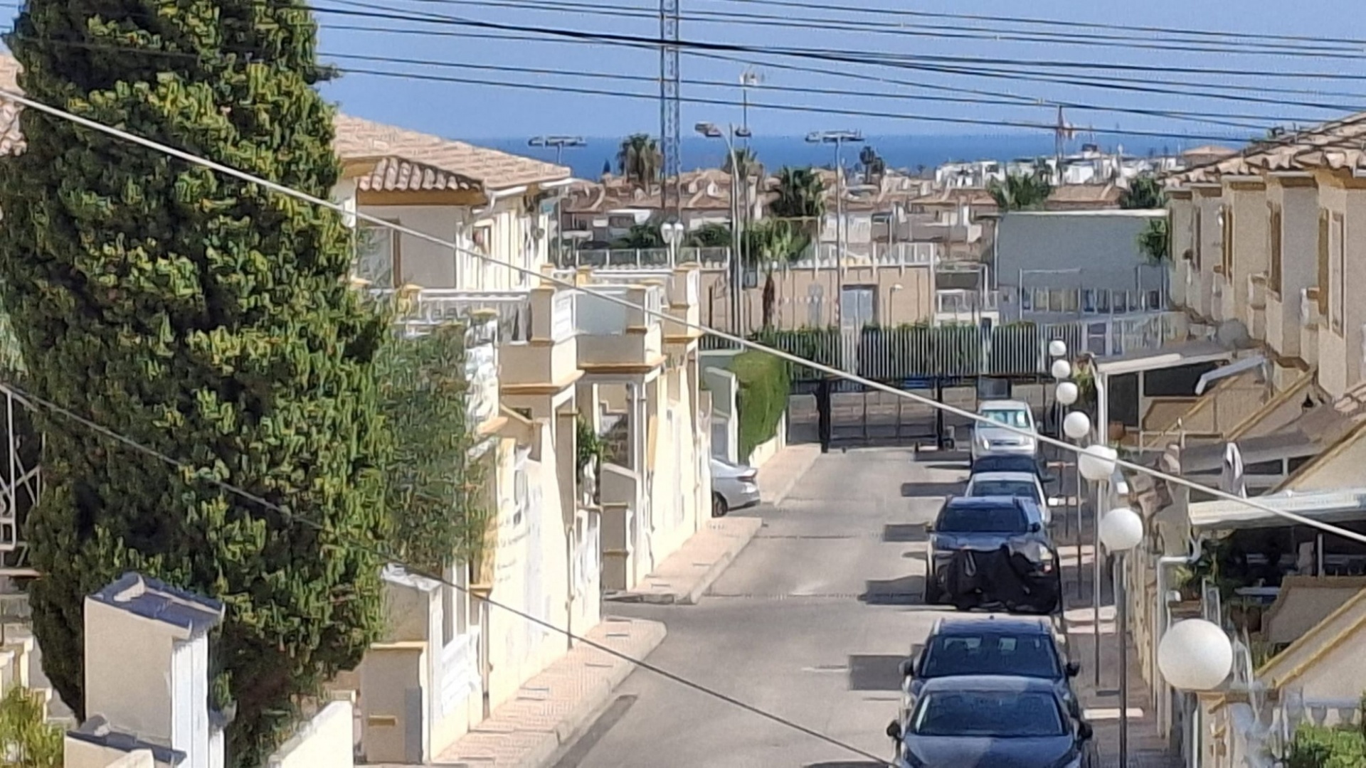 Resale - Bungalow - Playa Flamenca - las chismosas