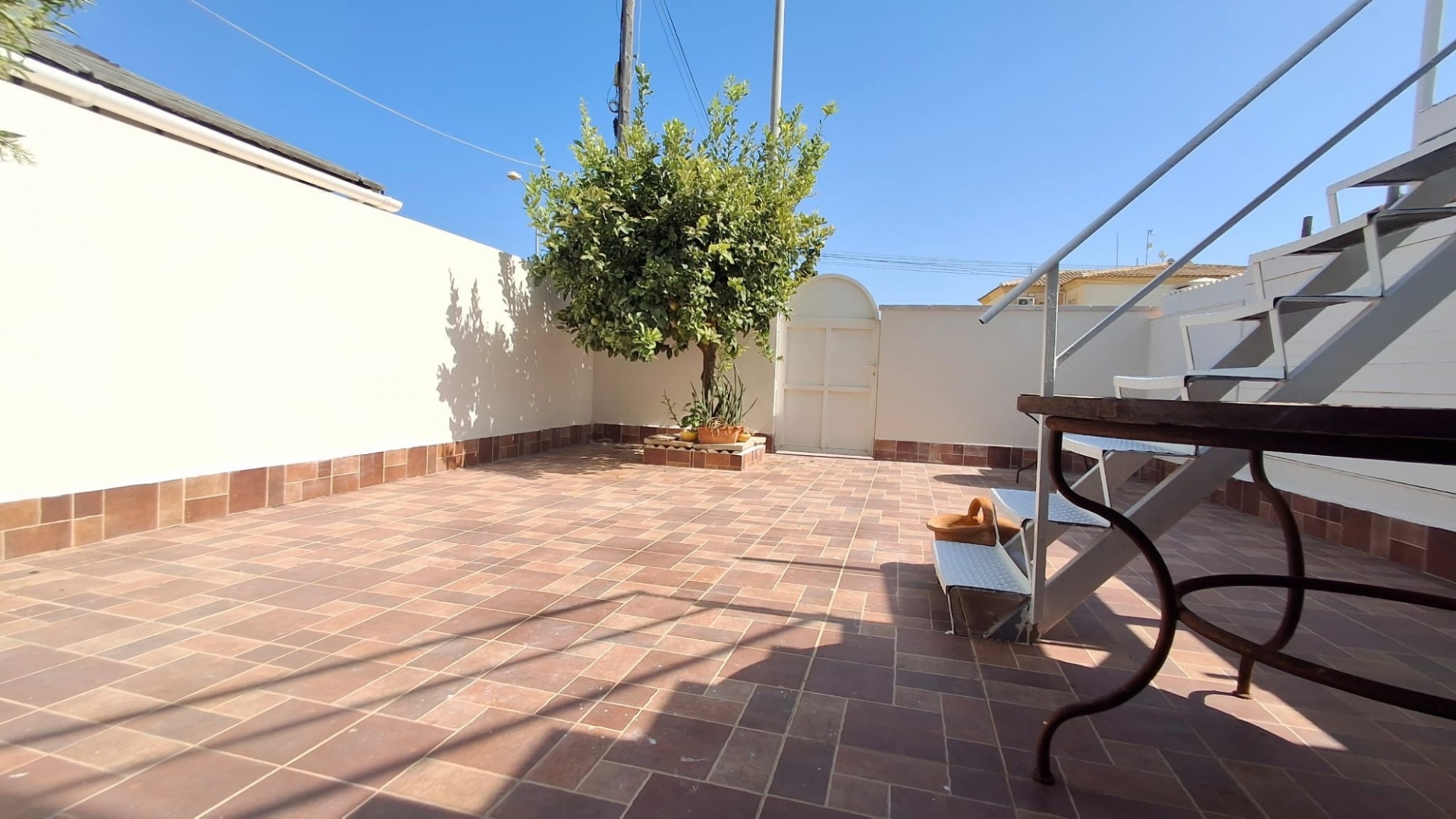Resale - Bungalow - Playa Flamenca - las chismosas