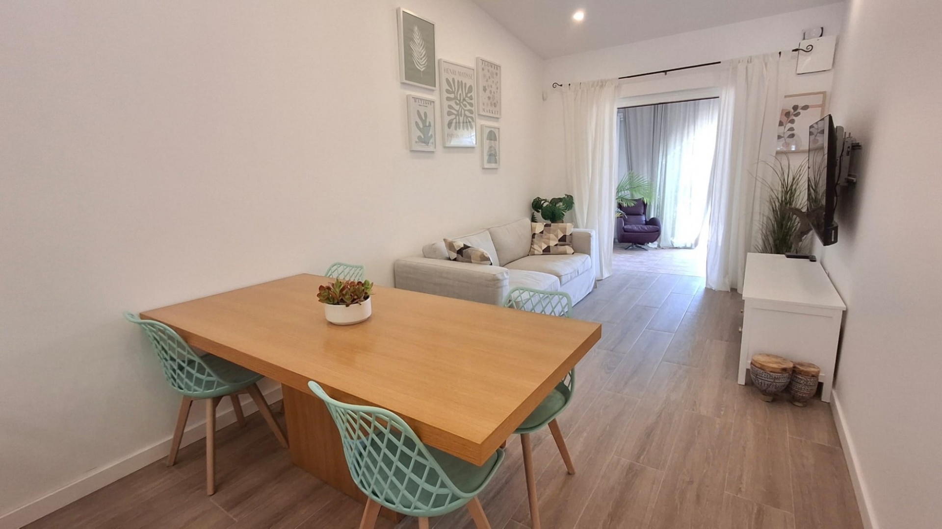 Resale - Bungalow - Playa Flamenca - las chismosas