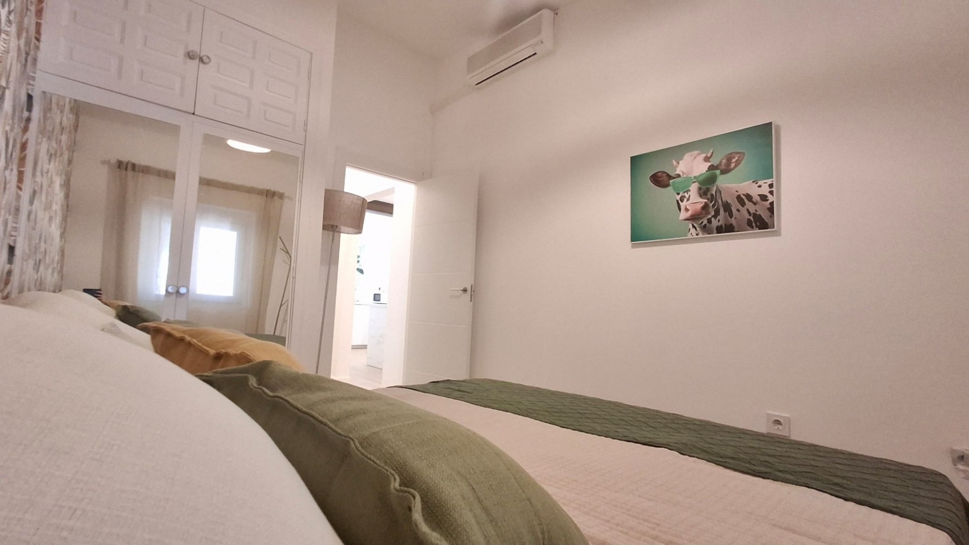 Resale - Bungalow - Playa Flamenca - las chismosas