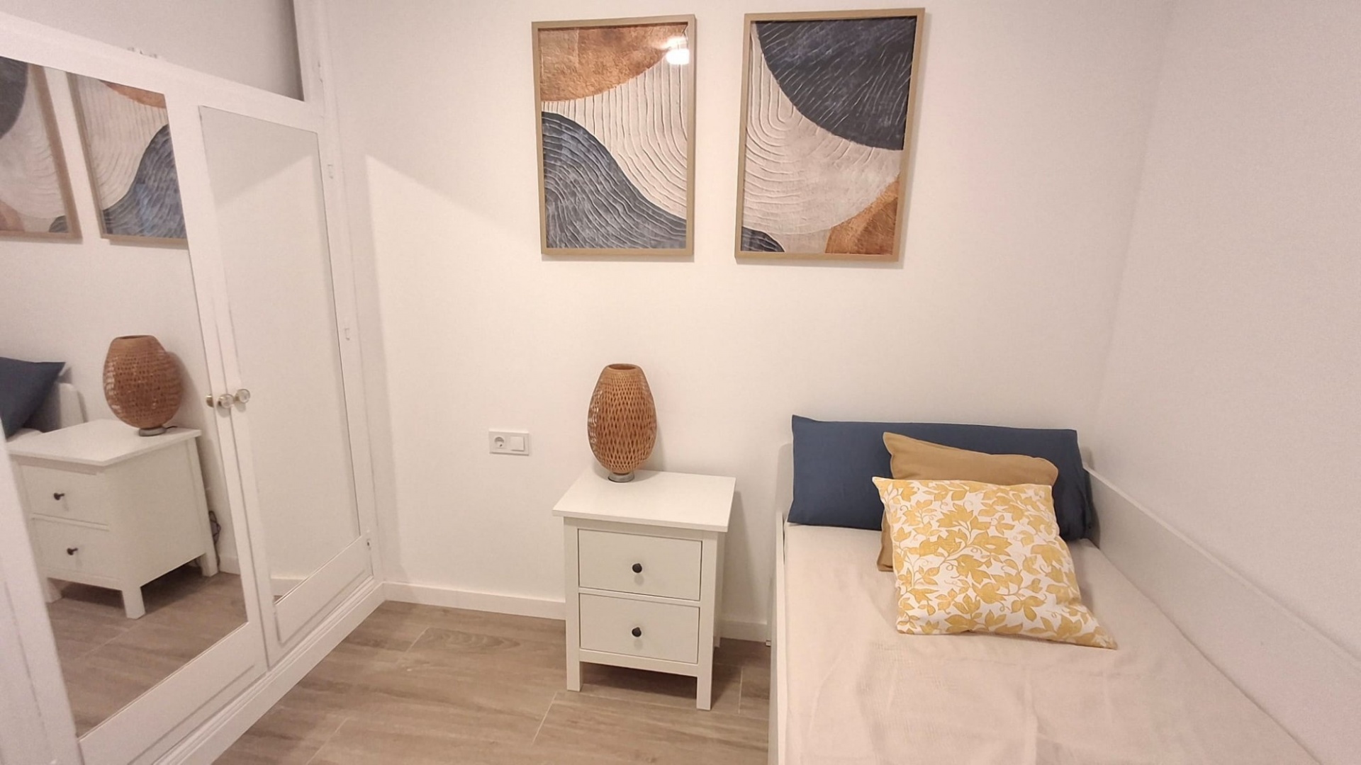 Resale - Bungalow - Playa Flamenca - las chismosas