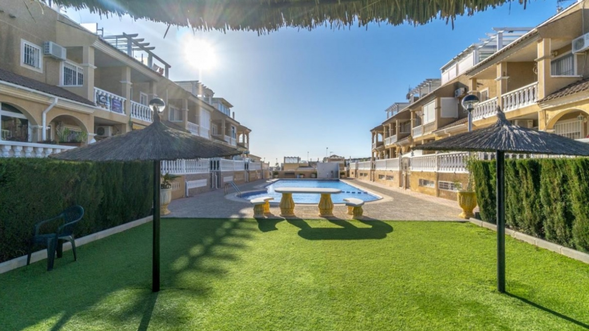 Resale - Bungalow - Playa Flamenca - Res Laguna