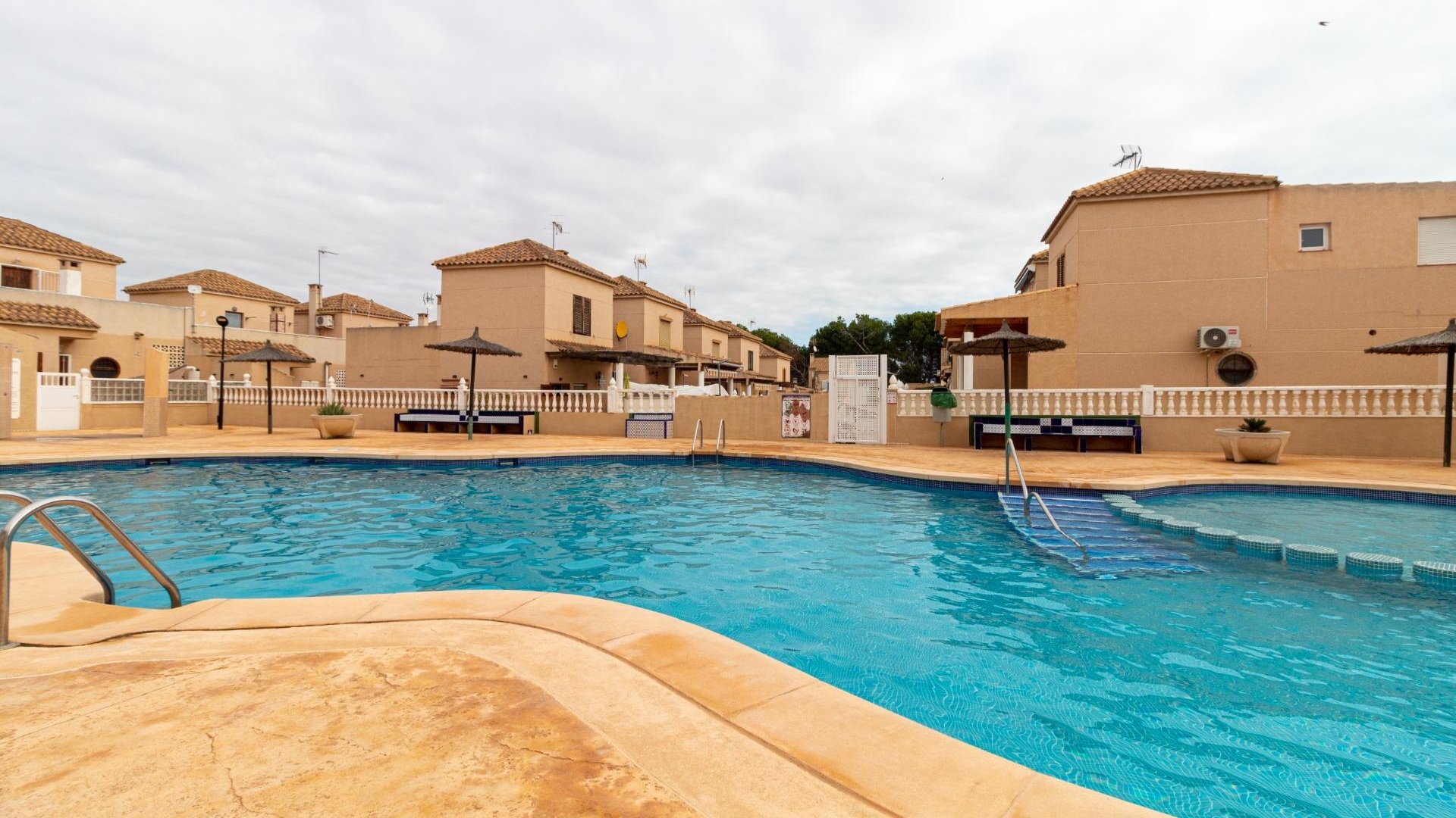 Resale - Bungalow - Punta Prima - serena