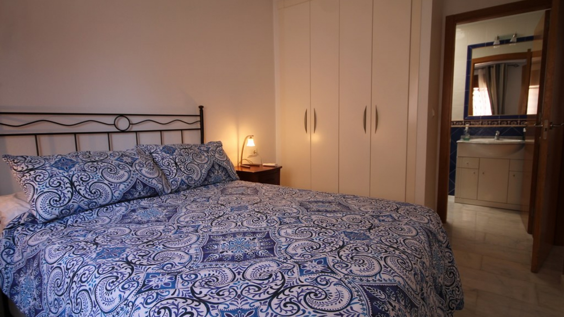 Resale - Bungalow - San Miguel de Salinas - La Canada