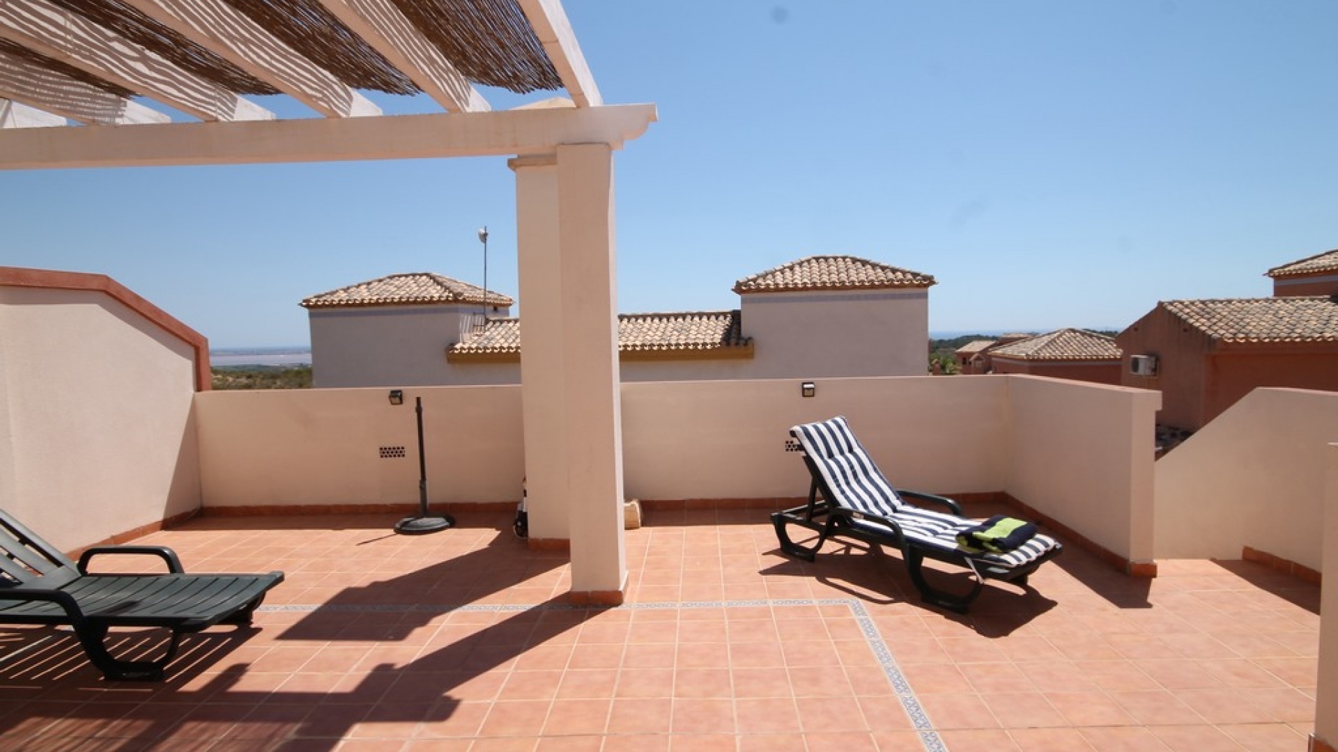 Resale - Bungalow - San Miguel de Salinas - La Canada