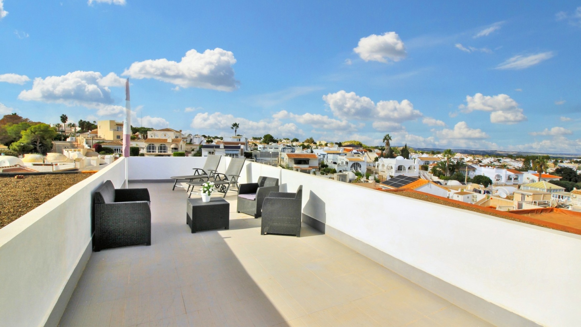 Resale - Bungalow - Villamartin - blue lagoon