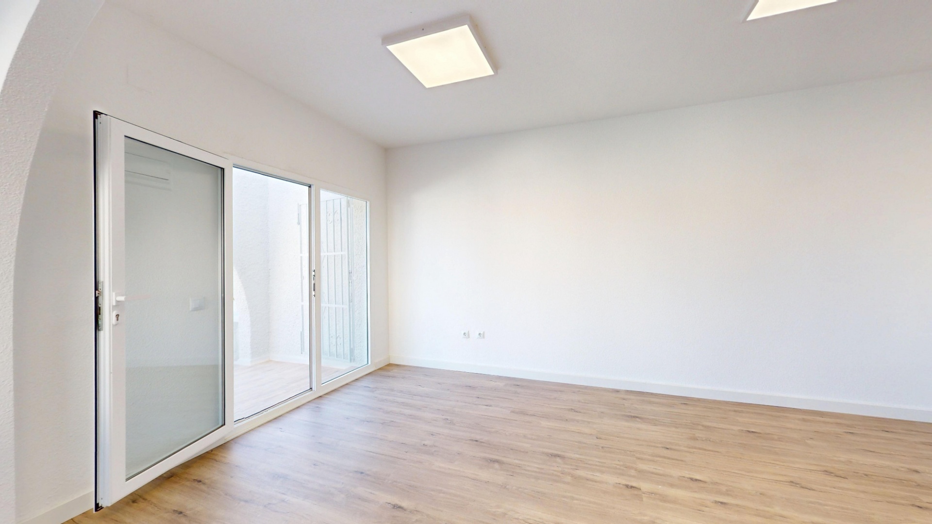 Resale - Bungalow - Villamartin - blue lagoon