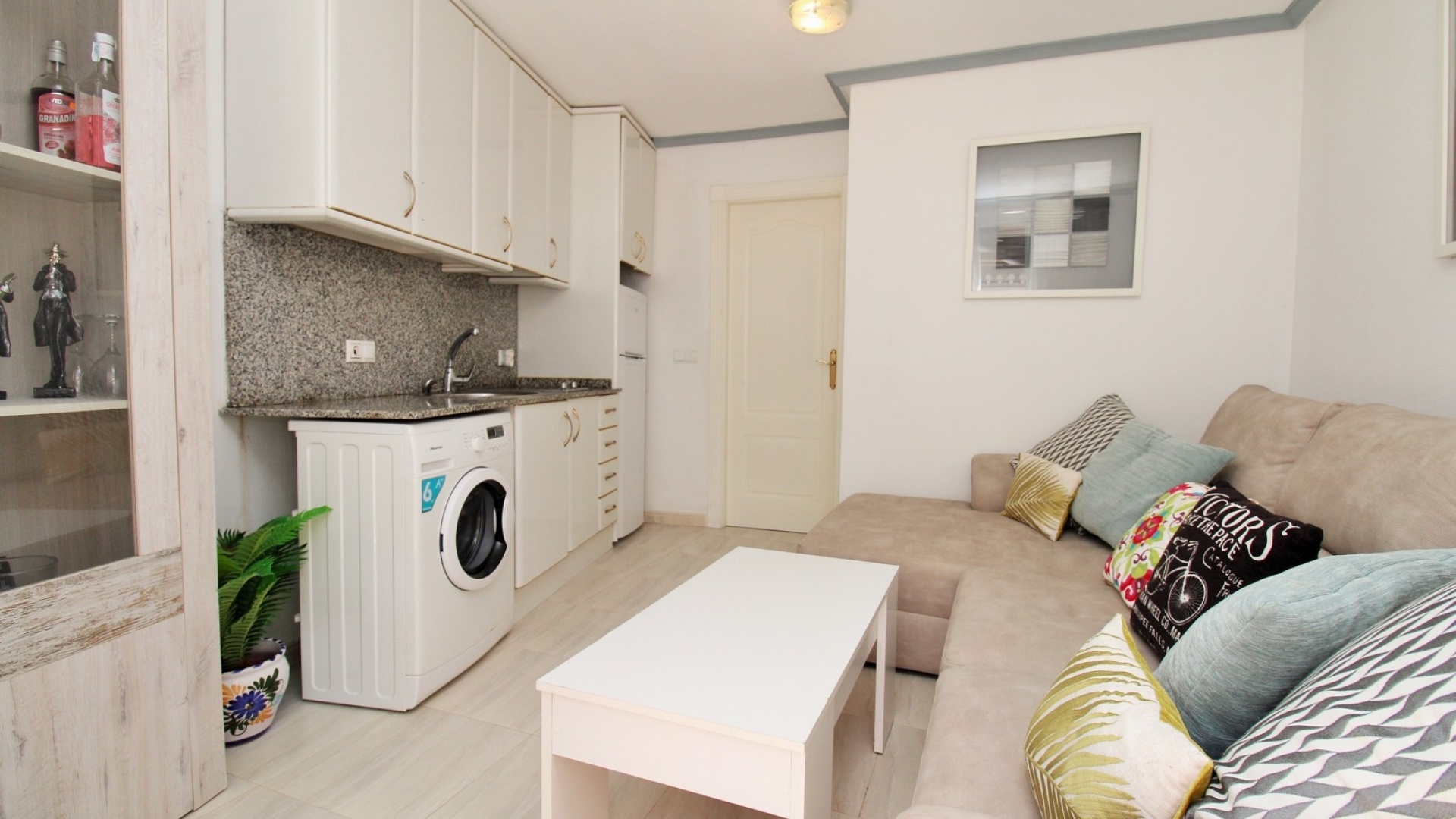 Resale - Bungalow - Villamartin - blue lagoon