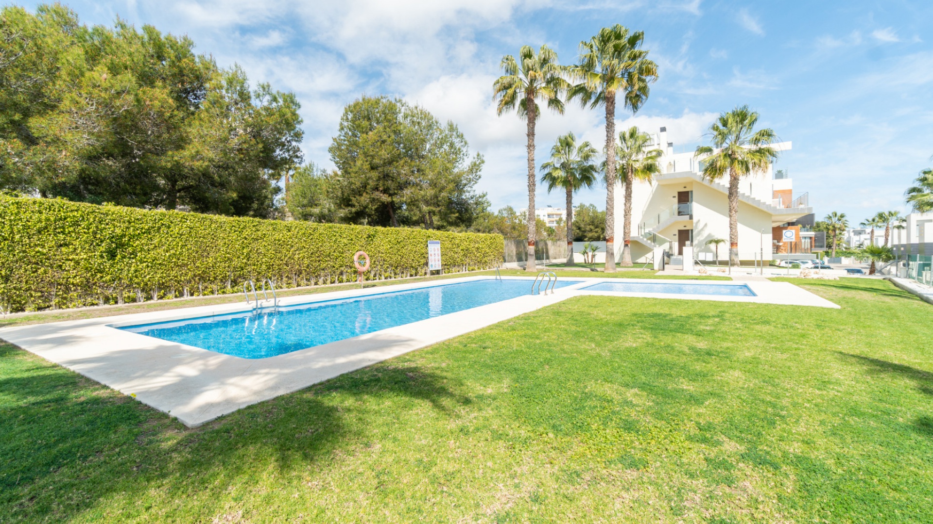 Resale - Bungalow - Villamartin - La Fuente