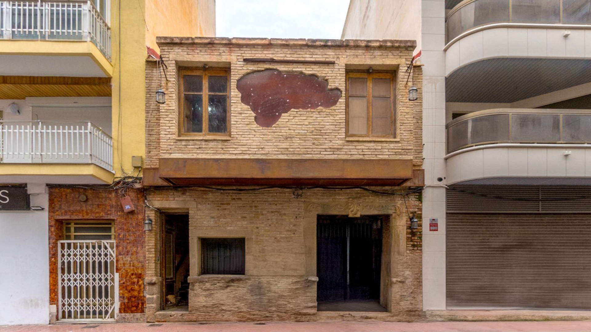 Resale - Commercial - Torrevieja - Playa Del Cura