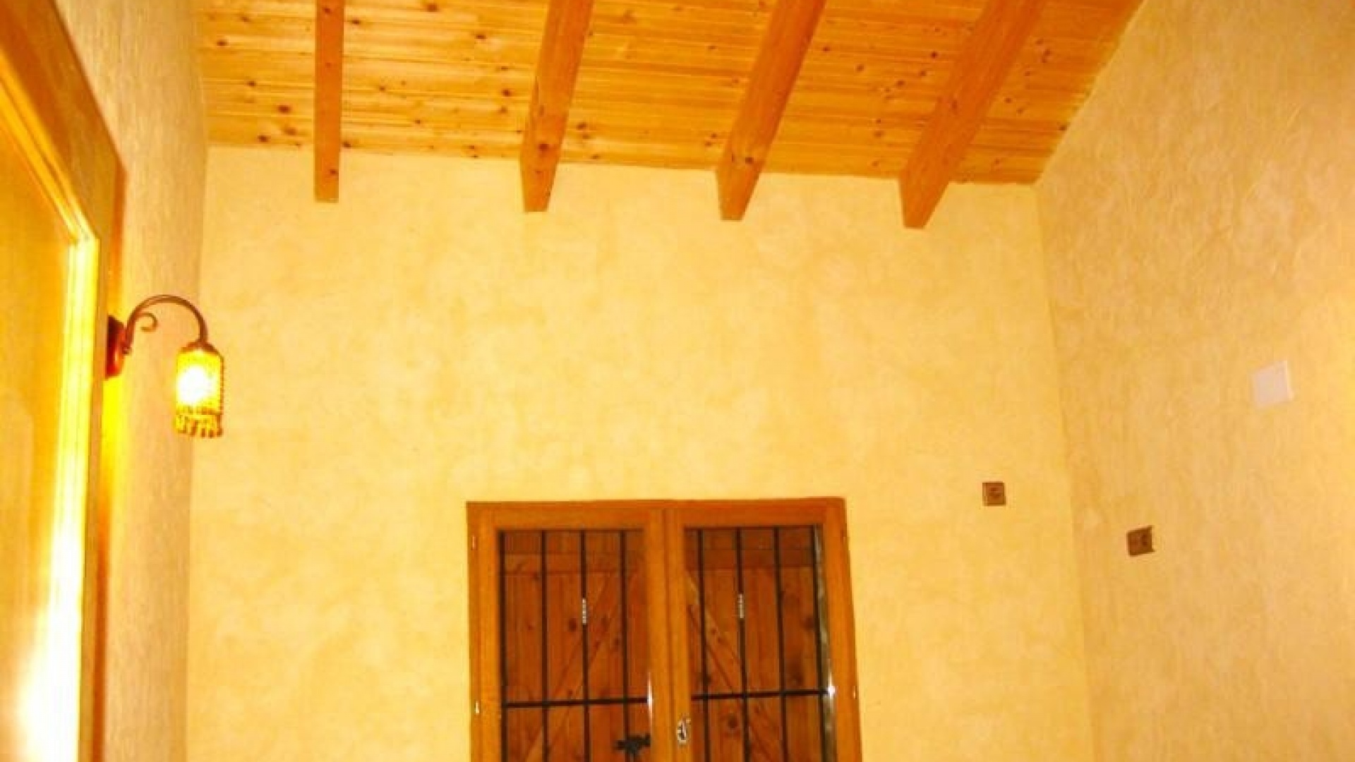 Resale - Country Property - Benferri