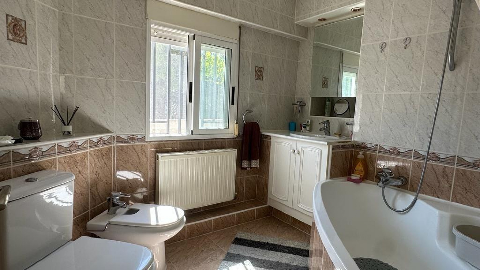 Resale - Country Property - Confrides - Confrides Centro