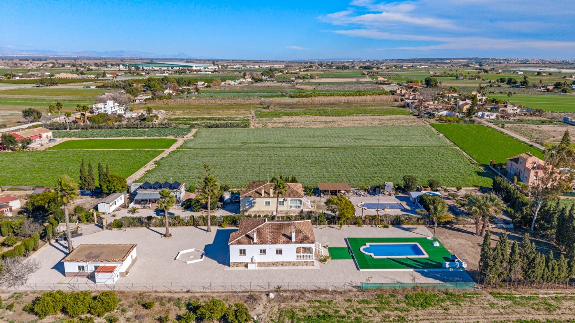 Resale - Country Property - Dolores