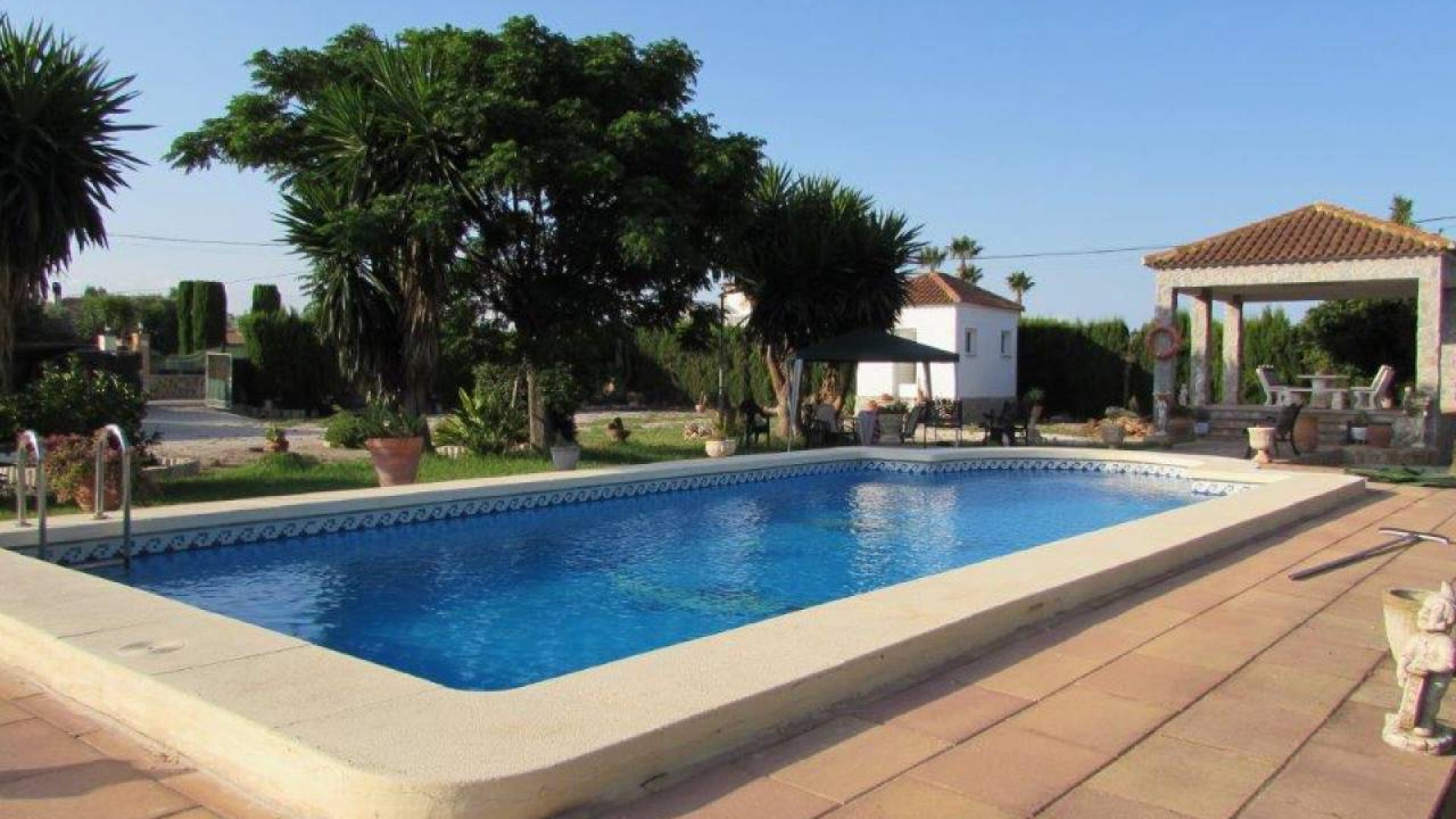 Resale - Country Property - Dolores