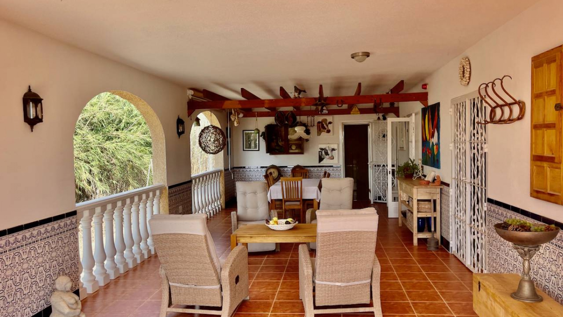 Resale - Country Property - Dolores